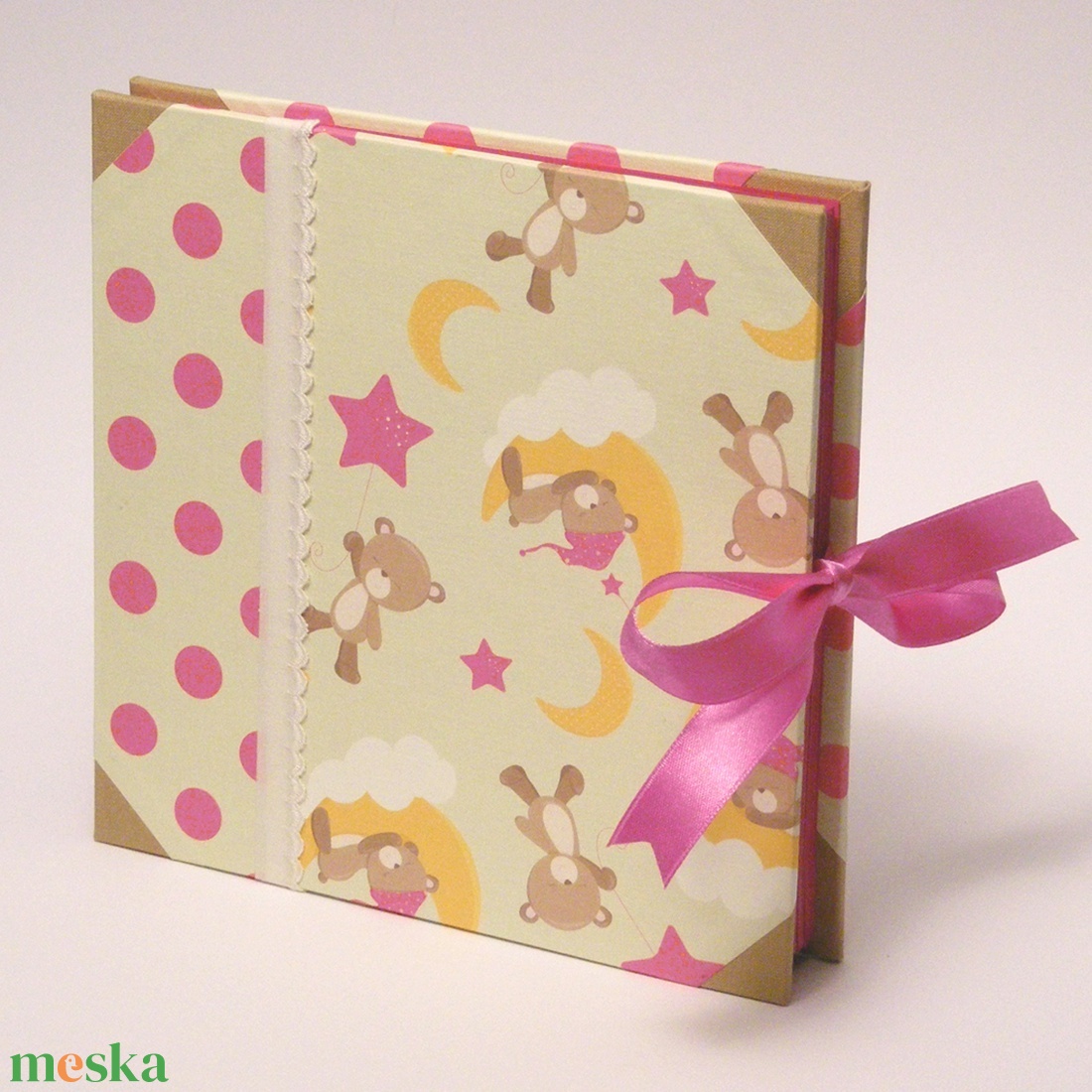 Fotóalbum babáknak, babaalbum, kislány album macikkal, papír és vászon borító, szalaggal - otthon & életmód - papír, írószer - album & fotóalbum - Meska.hu
