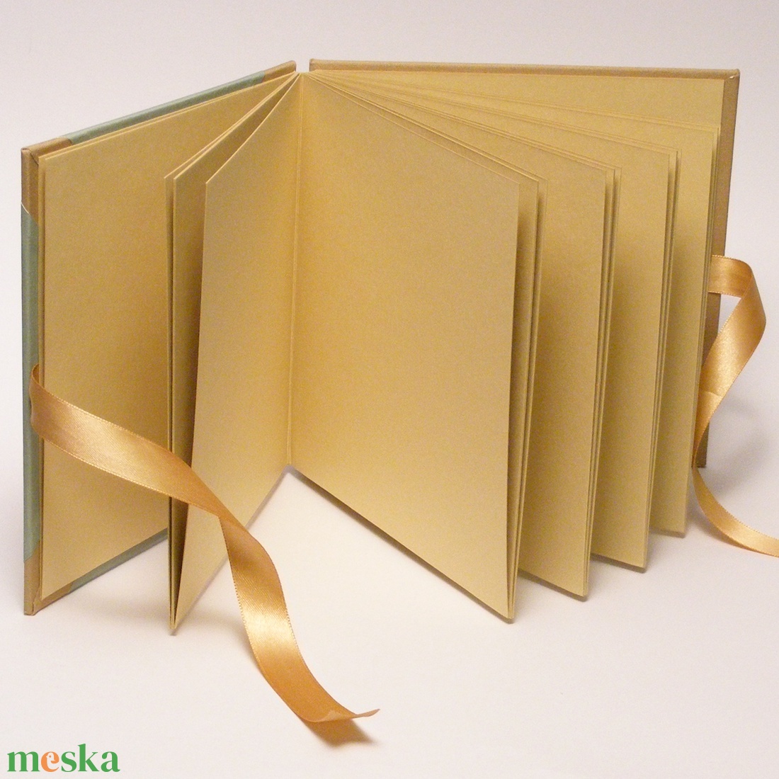 Édes otthon - fotóalbum ifjú párnak, fényképalbum, scrapbook új lakásba költözőknek, emlékalbum házavatóra, nászajándék - otthon & életmód - papír, írószer - album & fotóalbum - Meska.hu Édes otthon - fotóalbum ifjú párnak, fényképalbum, scrapbook új lakásba költözőknek, emlékalbum házavatóra, nászajándék - otthon & életmód - papír, írószer - album & fotóalbum - Meska.hu
