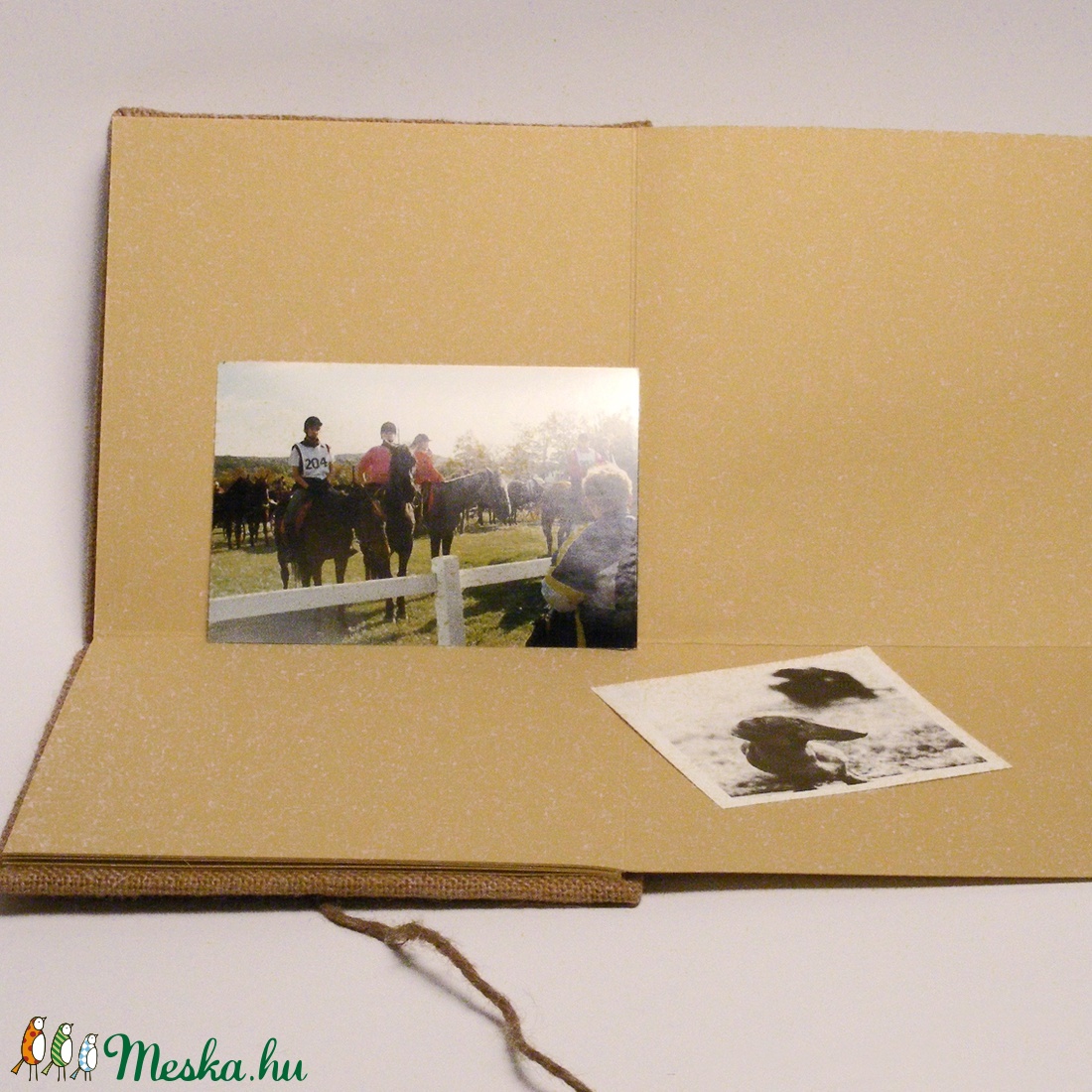Fotóalbum, scrapbook album, rusztikus album párnázott zsákvászon borító, bőrgomb - otthon & életmód - papír, írószer - album & fotóalbum - Meska.hu Fotóalbum, scrapbook album, rusztikus album párnázott zsákvászon borító, bőrgomb - otthon & életmód - papír, írószer - album & fotóalbum - Meska.hu