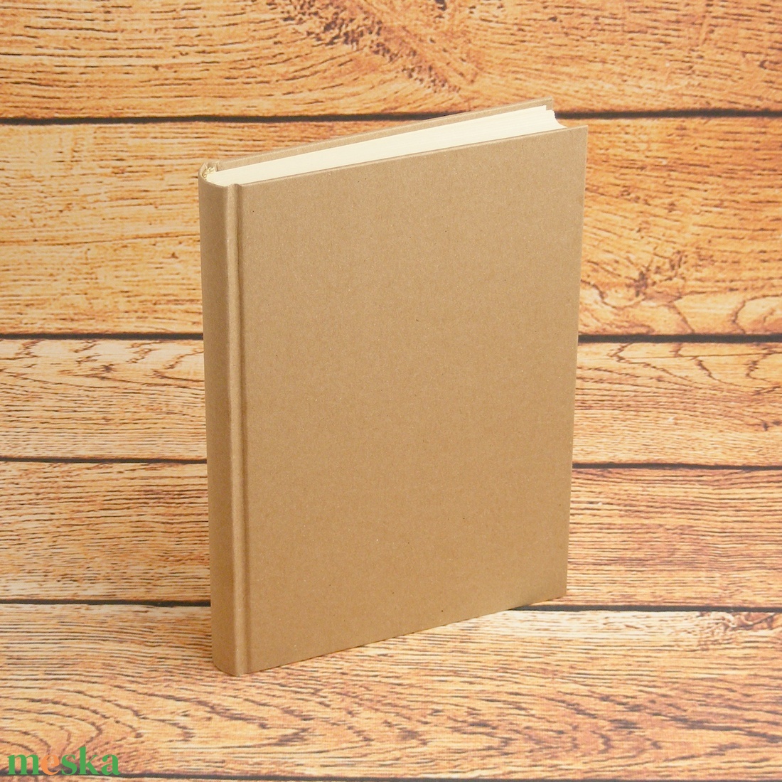 Kézzel fűzött natúr, kemény borítós, díszíthető könyv. A5 napló, emlékkönyv, vendégkönyv - otthon & lakás - papír írószer - jegyzetfüzet & napló - Meska.hu
