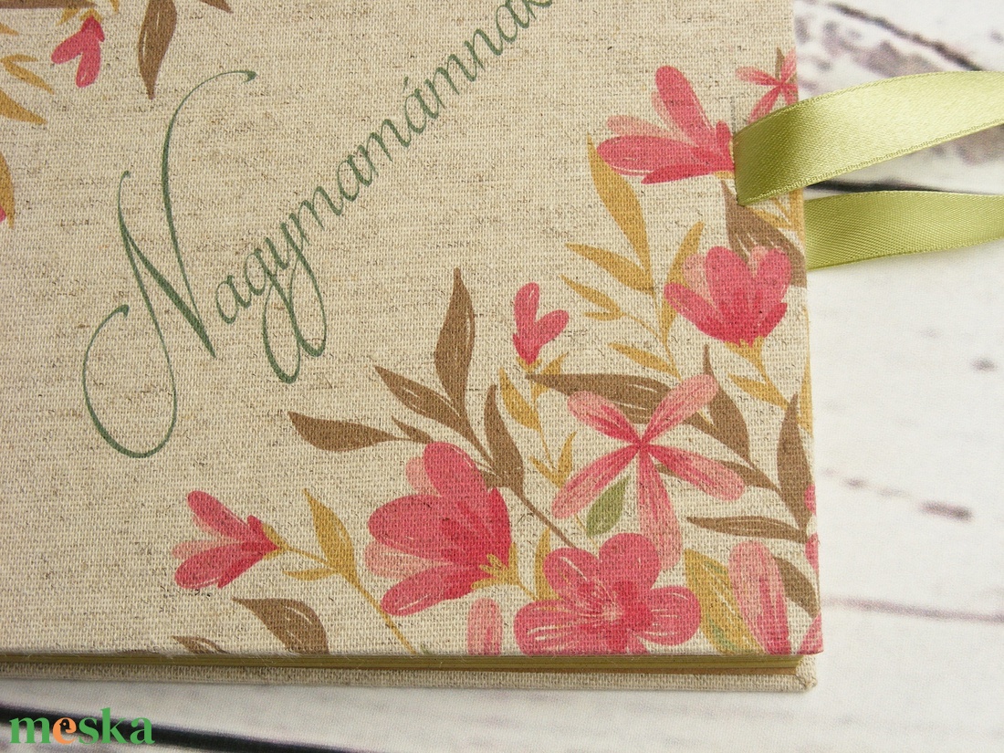Egyedi felirattal, névvel is kérhető fotóalbum, spirál scrapbook album. Ajándék Anyák napjára. Virágmintás vászon borító - otthon & életmód - papír, írószer - album & fotóalbum - Meska.hu Egyedi felirattal, névvel is kérhető fotóalbum, spirál scrapbook album. Ajándék Anyák napjára. Virágmintás vászon borító - otthon & életmód - papír, írószer - album & fotóalbum - Meska.hu