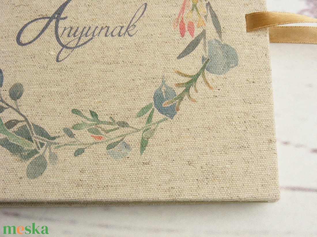 Egyedi felirattal, névvel is kérhető fotóalbum, spirál album, scrapbook. Ajándék Anyák napjára. Vászon borító koszorúval - otthon & életmód - papír, írószer - album & fotóalbum - Meska.hu Egyedi felirattal, névvel is kérhető fotóalbum, spirál album, scrapbook. Ajándék Anyák napjára. Vászon borító koszorúval - otthon & életmód - papír, írószer - album & fotóalbum - Meska.hu