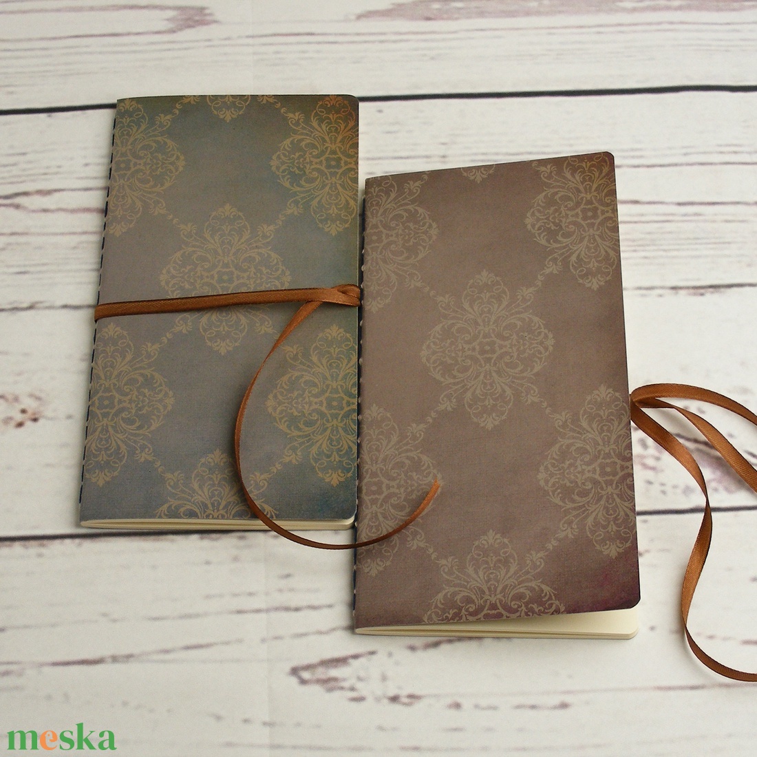 2 db-os füzetcsomag, régimódi, vintage füzetek damasztmintás borítóval, keskeny, hosszúkás noteszek. Névre szólóan is - otthon & életmód - papír, írószer - jegyzetfüzet & napló - Meska.hu 2 db-os füzetcsomag, régimódi, vintage füzetek damasztmintás borítóval, keskeny, hosszúkás noteszek. Névre szólóan is - otthon & életmód - papír, írószer - jegyzetfüzet & napló - Meska.hu