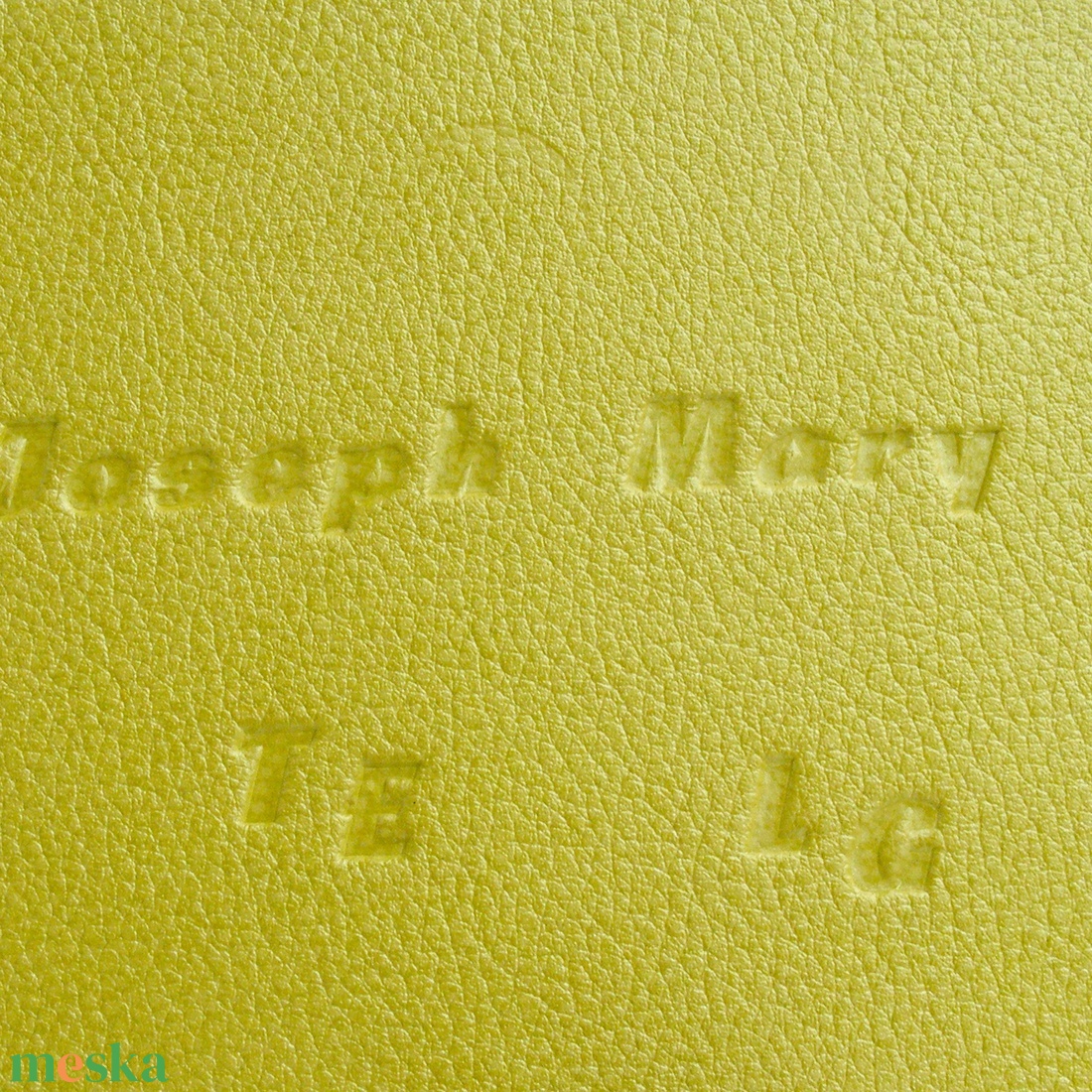 Napló, emlékkönyv, jegyzetelő üres lapokkal, gumival. Kemény borító, zöld műbőr - otthon & életmód - papír, írószer - jegyzetfüzet & napló - Meska.hu