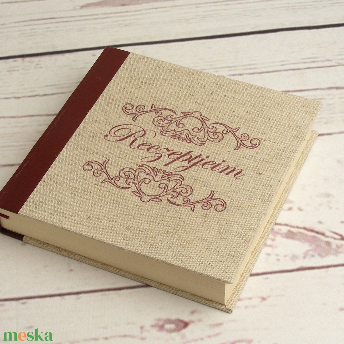 Múltidéző receptgyűjtő könyv, recepteskönyv, személyes, vintage stílusú ajándék. Névre szólóan is: egyedi címmel, névvel - otthon & életmód - konyhafelszerelés, tálalás - sütés, főzés - receptfüzet - Meska.hu Múltidéző receptgyűjtő könyv, recepteskönyv, személyes, vintage stílusú ajándék. Névre szólóan is: egyedi címmel, névvel - otthon & életmód - konyhafelszerelés, tálalás - sütés, főzés - receptfüzet - Meska.hu