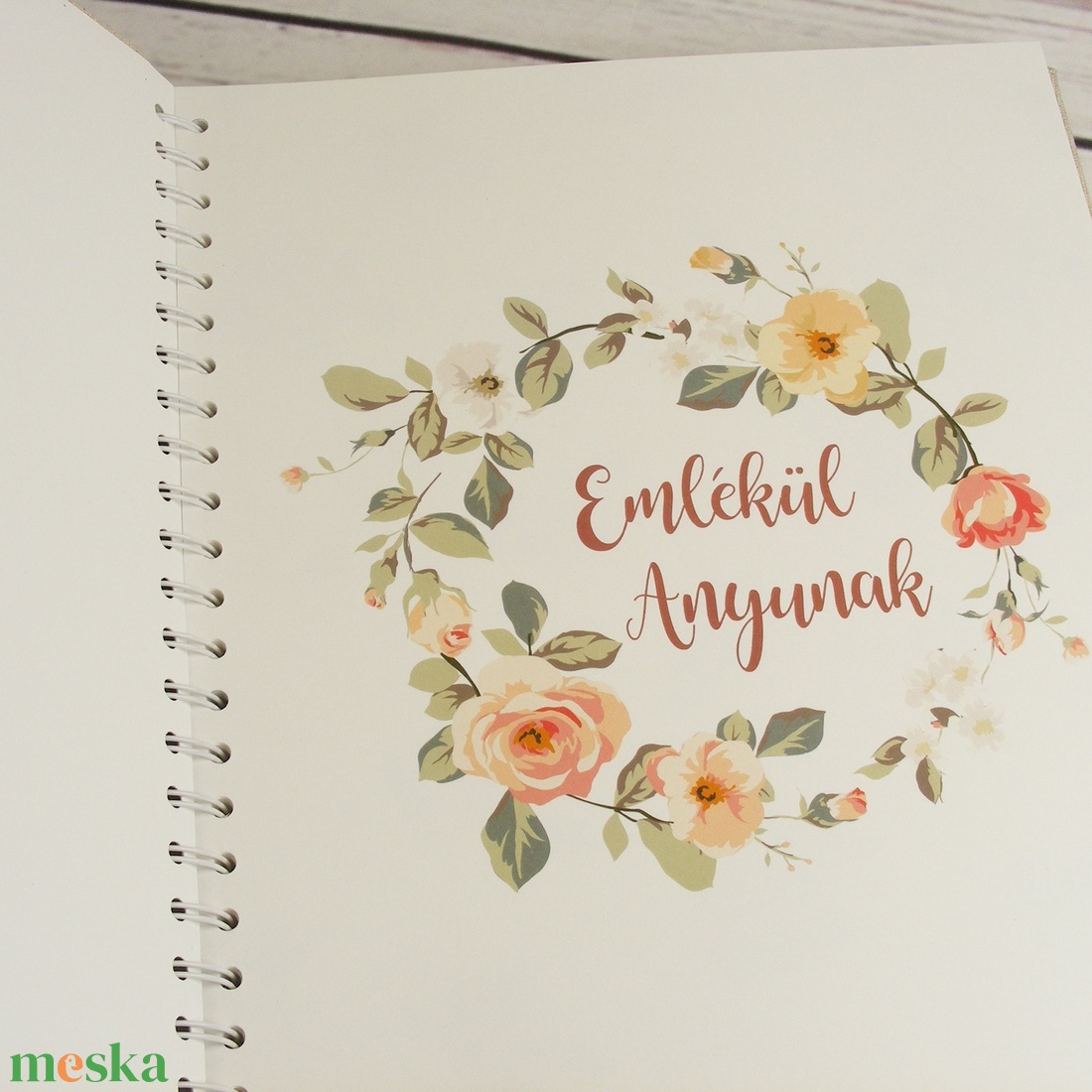 Egyedi felirattal is kérhető fotóalbum rózsákkal. Pókpapírral, párnázva vagy szalaggal. Esküvői, anyák napi ajándék - otthon & életmód - papír, írószer - album & fotóalbum - Meska.hu Egyedi felirattal is kérhető fotóalbum rózsákkal. Pókpapírral, párnázva vagy szalaggal. Esküvői, anyák napi ajándék - otthon & életmód - papír, írószer - album & fotóalbum - Meska.hu