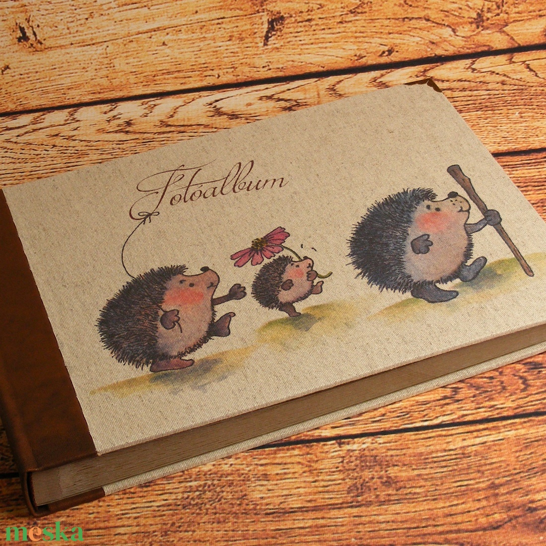 Nagyméretű album, fotóalbum barna bőr gerinccel, rusztikus, nyomtatott natúr vászonnal, egyedi felirattal, névvel is - otthon & életmód - papír, írószer - album & fotóalbum - Meska.hu Nagyméretű album, fotóalbum barna bőr gerinccel, rusztikus, nyomtatott natúr vászonnal, egyedi felirattal, névvel is - otthon & életmód - papír, írószer - album & fotóalbum - Meska.hu