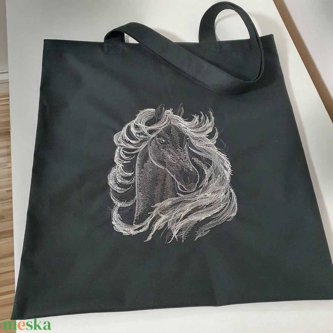 Lovas 2 hímzett vászontáska  - táska & tok - bevásárlás & shopper táska - shopper, textiltáska, szatyor - Meska.hu