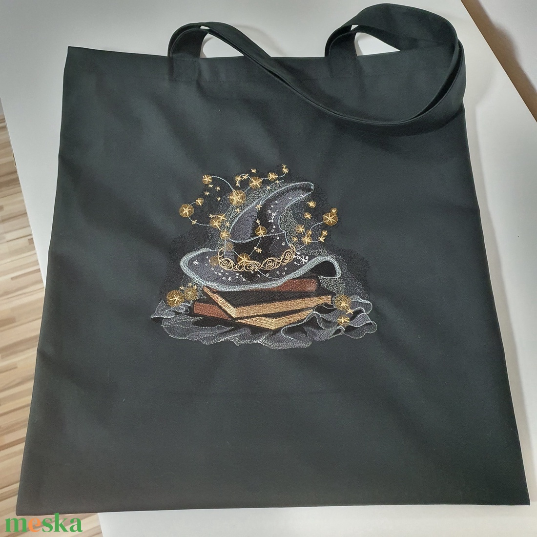 Varázslókalap hímzett vászontáska  - táska & tok - bevásárlás & shopper táska - shopper, textiltáska, szatyor - Meska.hu