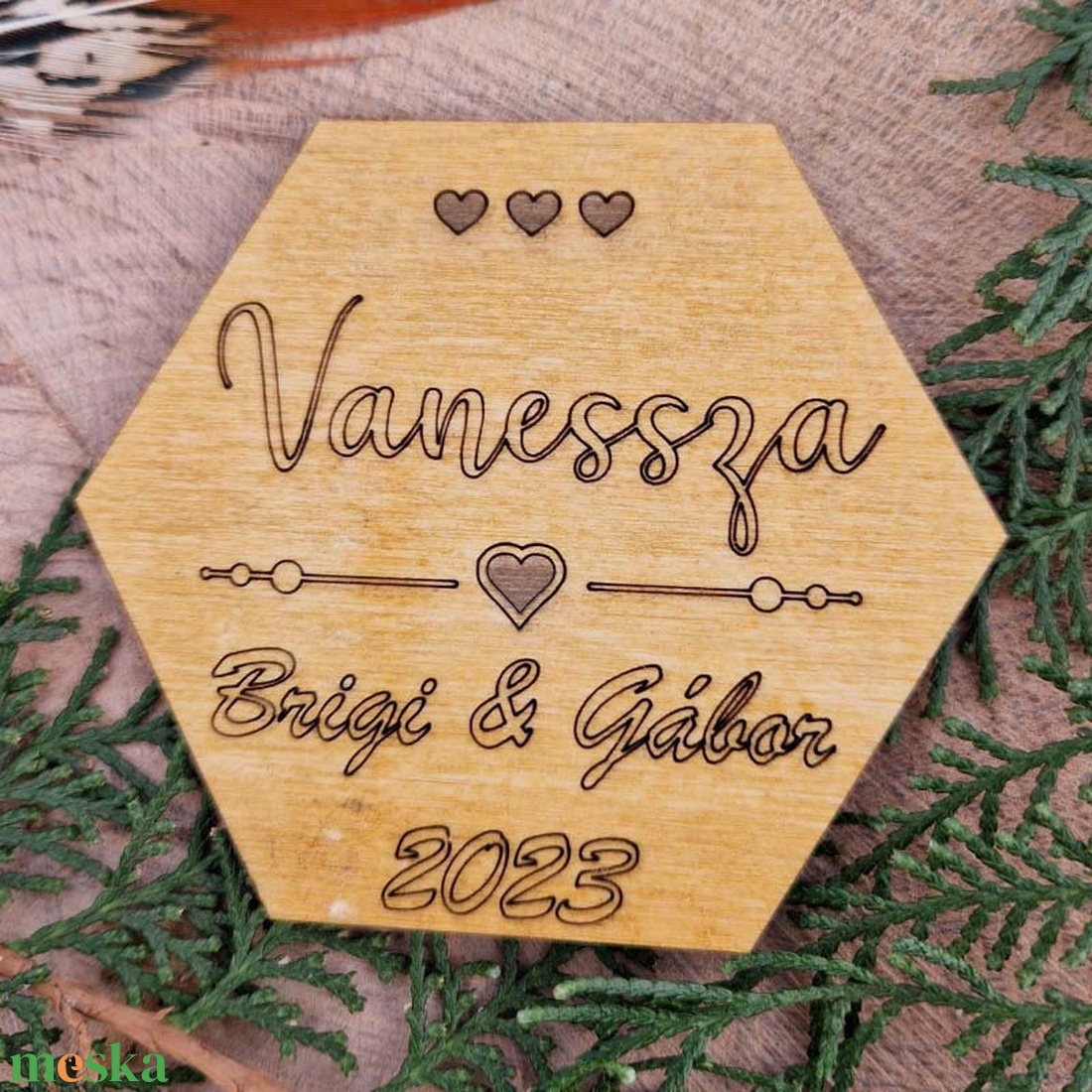 Fa esküvői ültetőkártya Hexa - esküvő - meghívó & kártya - ültetési rend - Meska.hu