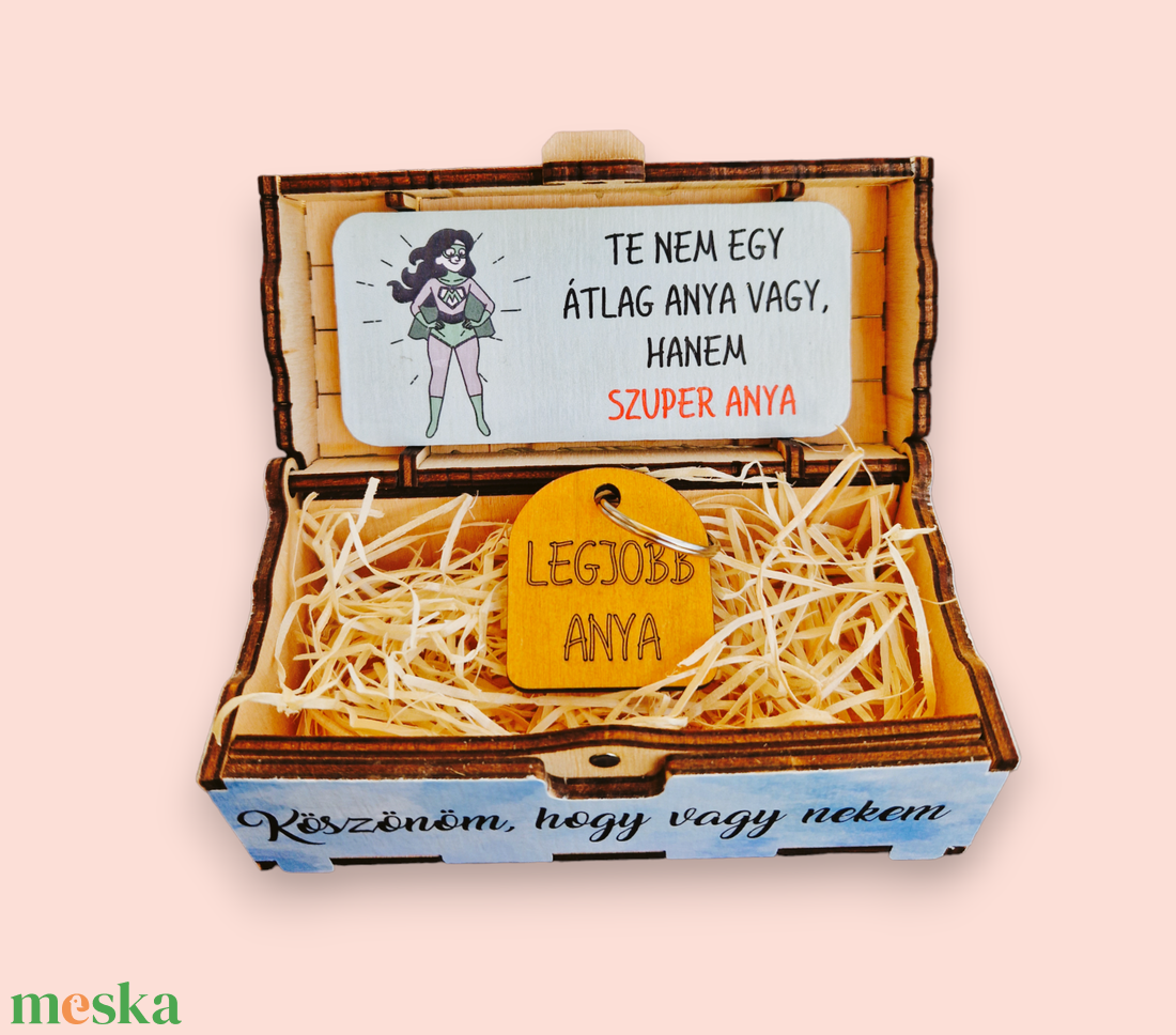 Legjobb anya ajándék doboz, kulcstartóval - otthon & életmód - dekoráció - asztal és polc dekoráció - díszdoboz - Meska.hu Legjobb anya ajándék doboz, kulcstartóval - otthon & életmód - dekoráció - asztal és polc dekoráció - díszdoboz - Meska.hu