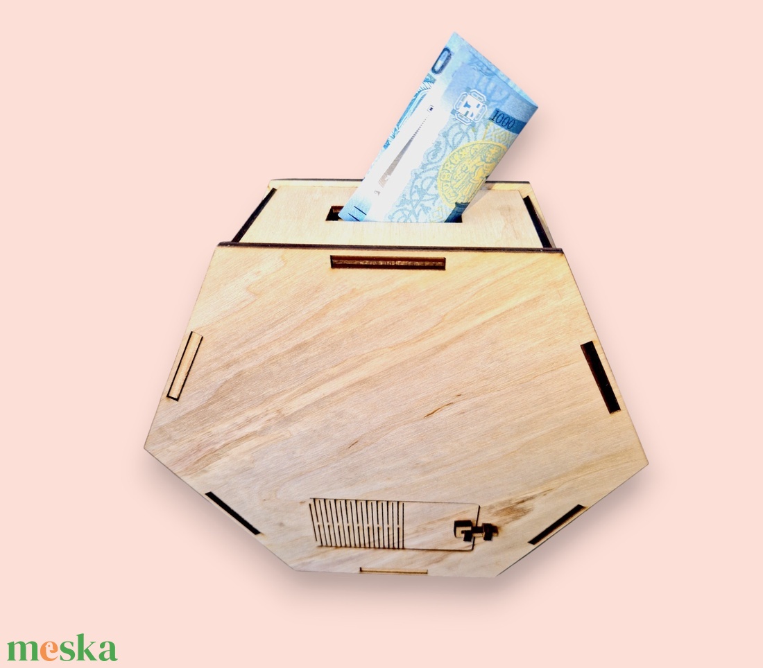Pénzgyűjtő doboz, félmillió forint - otthon & életmód - dekoráció - asztal és polc dekoráció - persely - Meska.hu Pénzgyűjtő doboz, félmillió forint - otthon & életmód - dekoráció - asztal és polc dekoráció - persely - Meska.hu