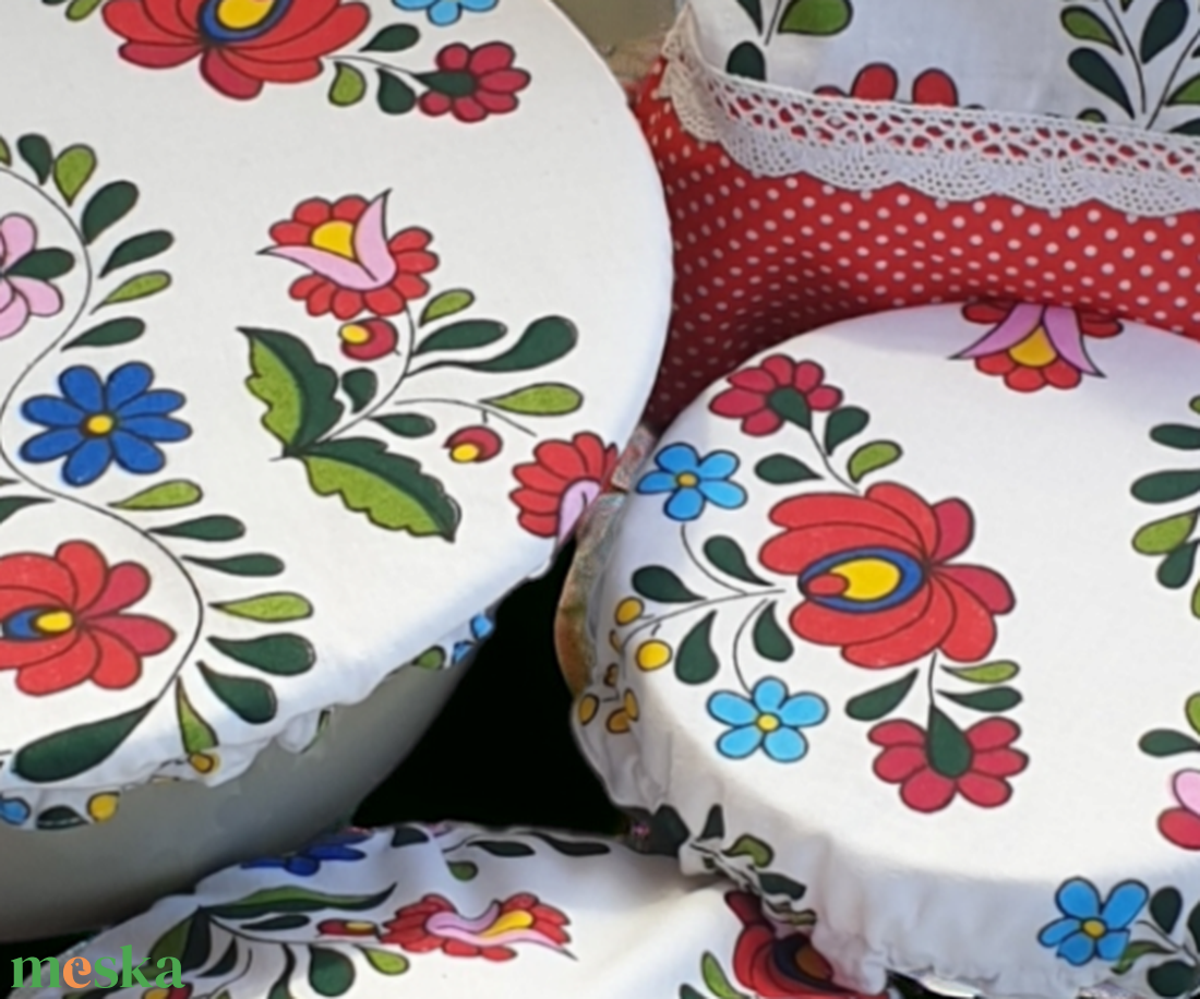 Kalocsai mintás kenyeres zsák, ételfedő szettel - otthon & életmód - konyhafelszerelés, tálalás - konyhai tárolás - kenyértartó - Meska.hu Kalocsai mintás kenyeres zsák, ételfedő szettel - otthon & életmód - konyhafelszerelés, tálalás - konyhai tárolás - kenyértartó - Meska.hu