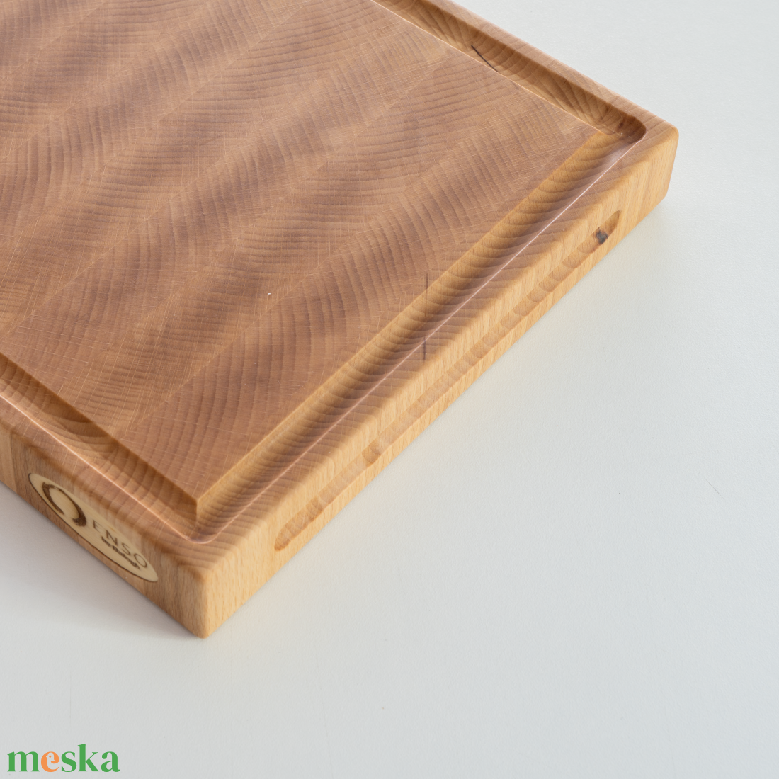 Bütüs Bükk Vágódeszka - 33 x 22 x 3,5 cm - otthon & életmód - konyhafelszerelés, tálalás - sütés, főzés - vágódeszka - Meska.hu