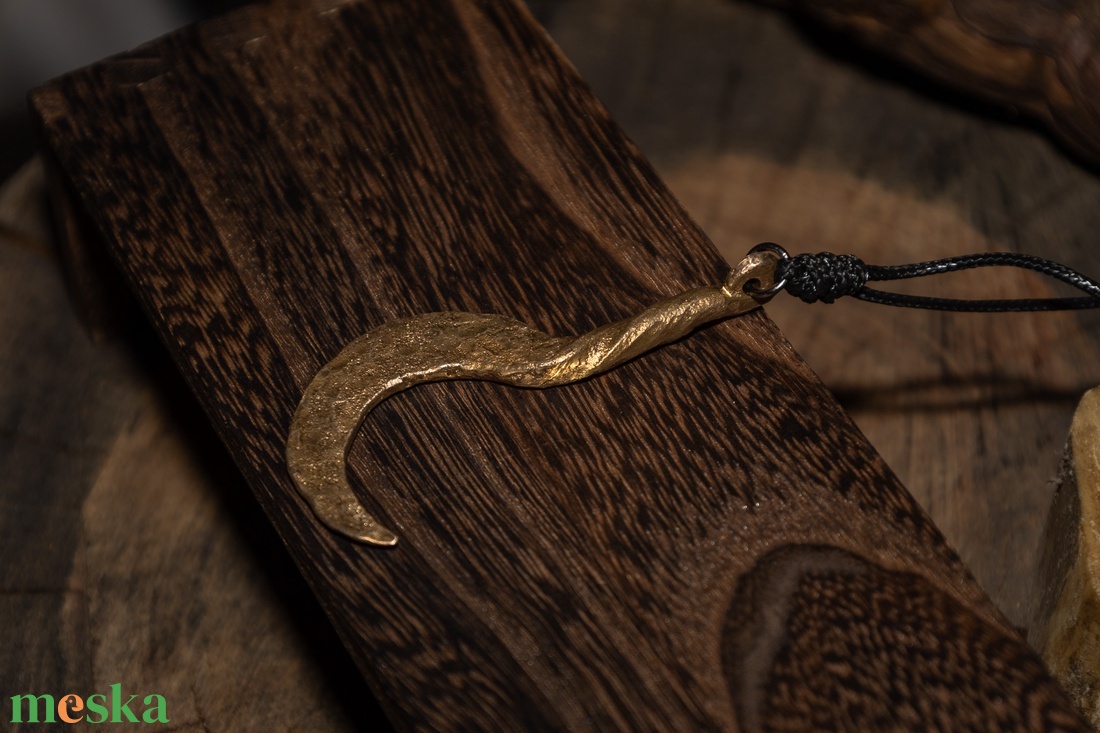 Bronz Sarló Talizmán  - ékszer - nyaklánc - medál - Meska.hu