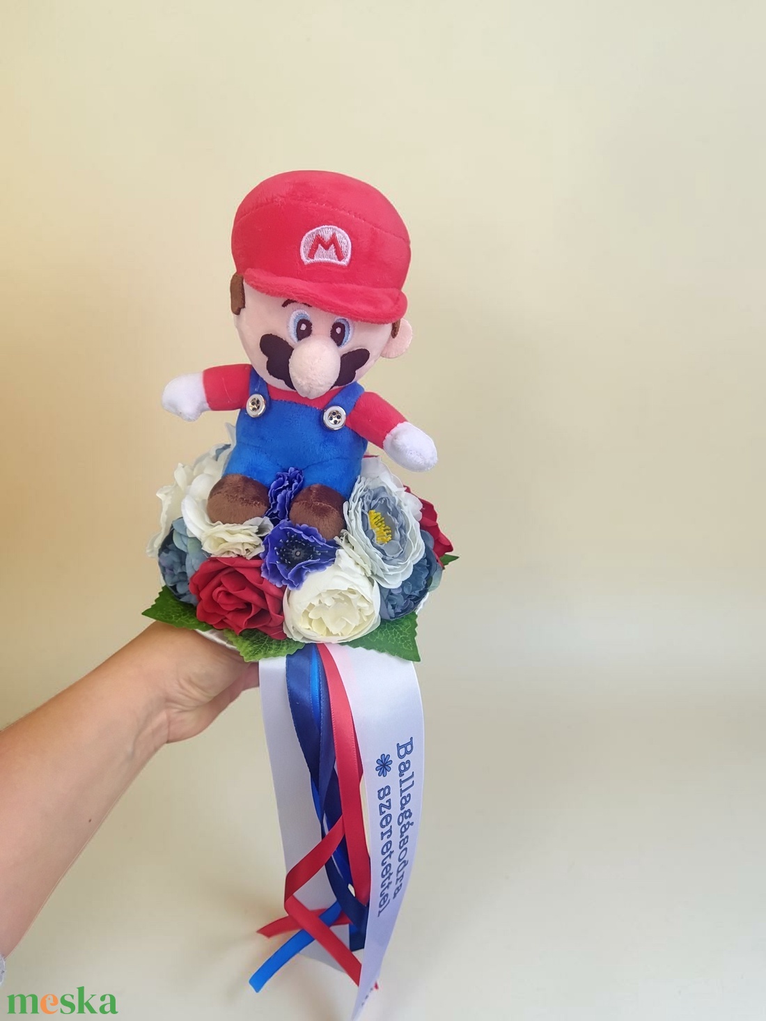 Super Mario, ballagási csokor / emlék - otthon & életmód - virágdekoráció - virágok - virágcsokor - Meska.hu
