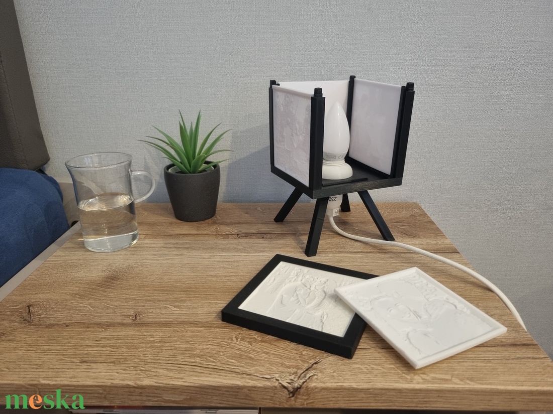 5 képes 3D nyomtatott egyedi lámpa (litográf) - otthon & életmód - lámpa - hangulatlámpa - Meska.hu 5 képes 3D nyomtatott egyedi lámpa (litográf) - otthon & életmód - lámpa - hangulatlámpa - Meska.hu