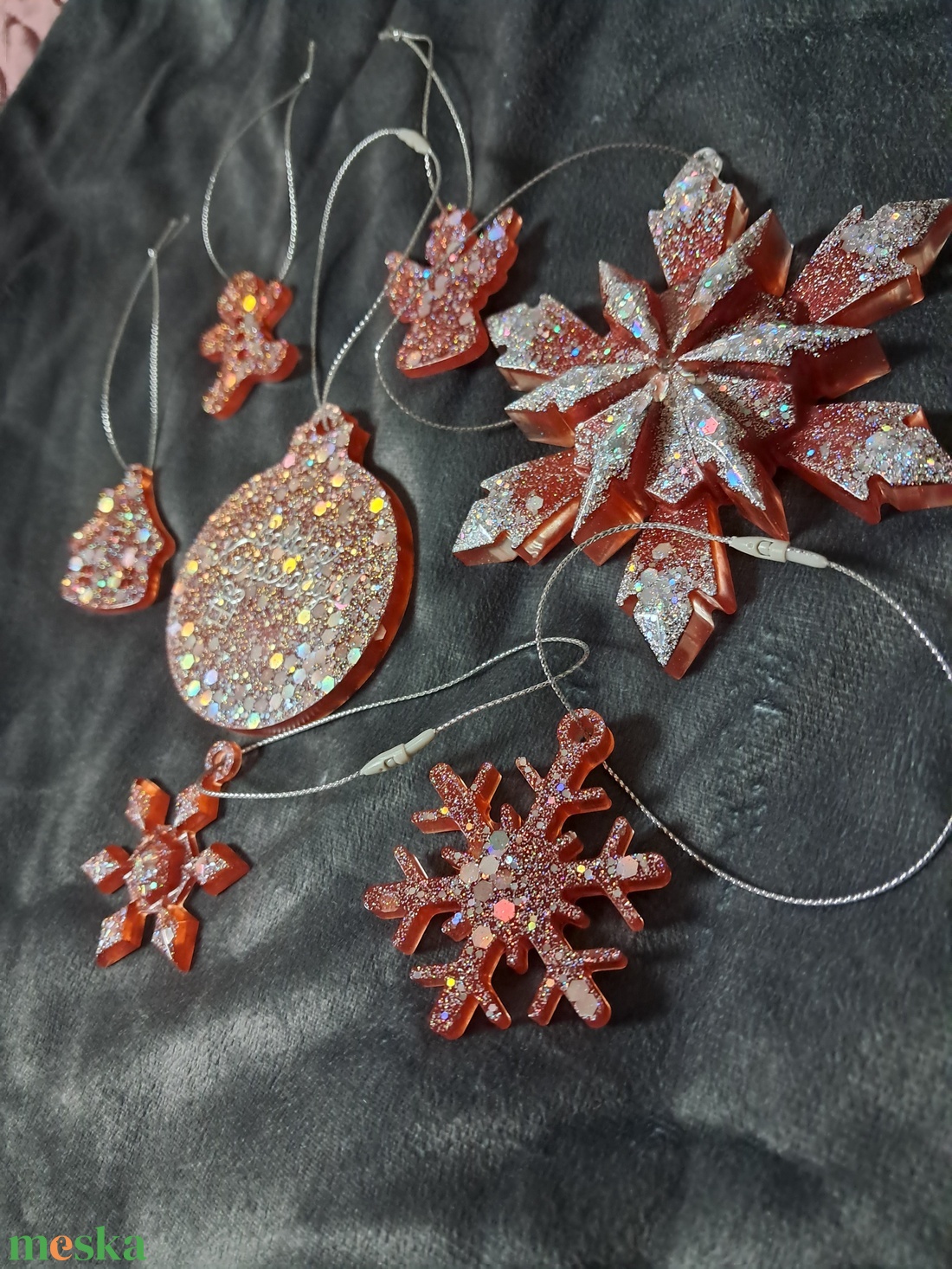 Rubinvörös varázs � epoxigyanta karácsonyfadísz szett - karácsony - karácsonyi lakásdekoráció - karácsonyfadíszek - Meska.hu