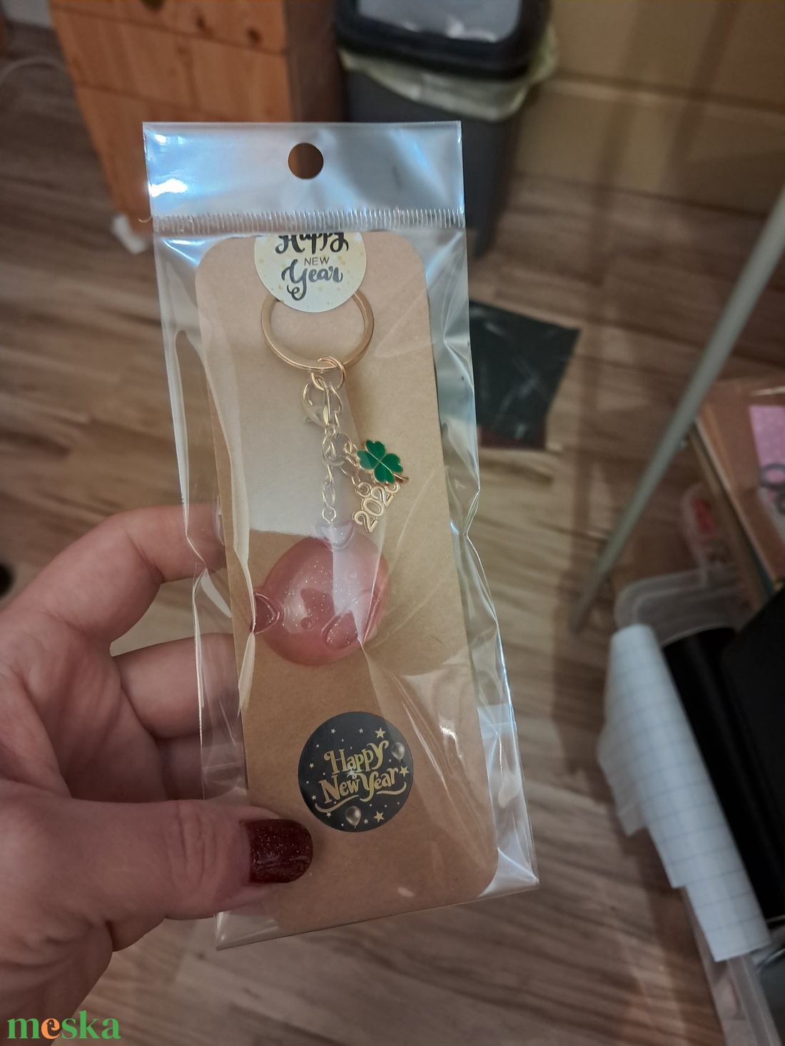 Újévi malacka kulcstartó - táska & tok - kulcstartó & táskadísz - kulcstartó - Meska.hu