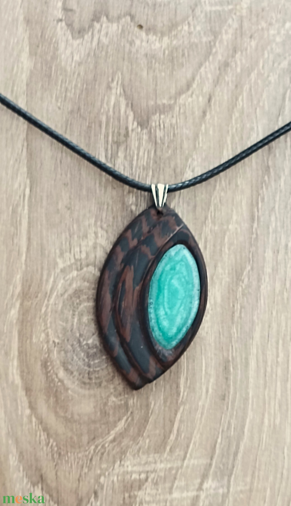 Wenge-mentazöld medálos nyaklánc - ékszer - nyaklánc - medálos nyaklánc - Meska.hu Wenge-mentazöld medálos nyaklánc - ékszer - nyaklánc - medálos nyaklánc - Meska.hu