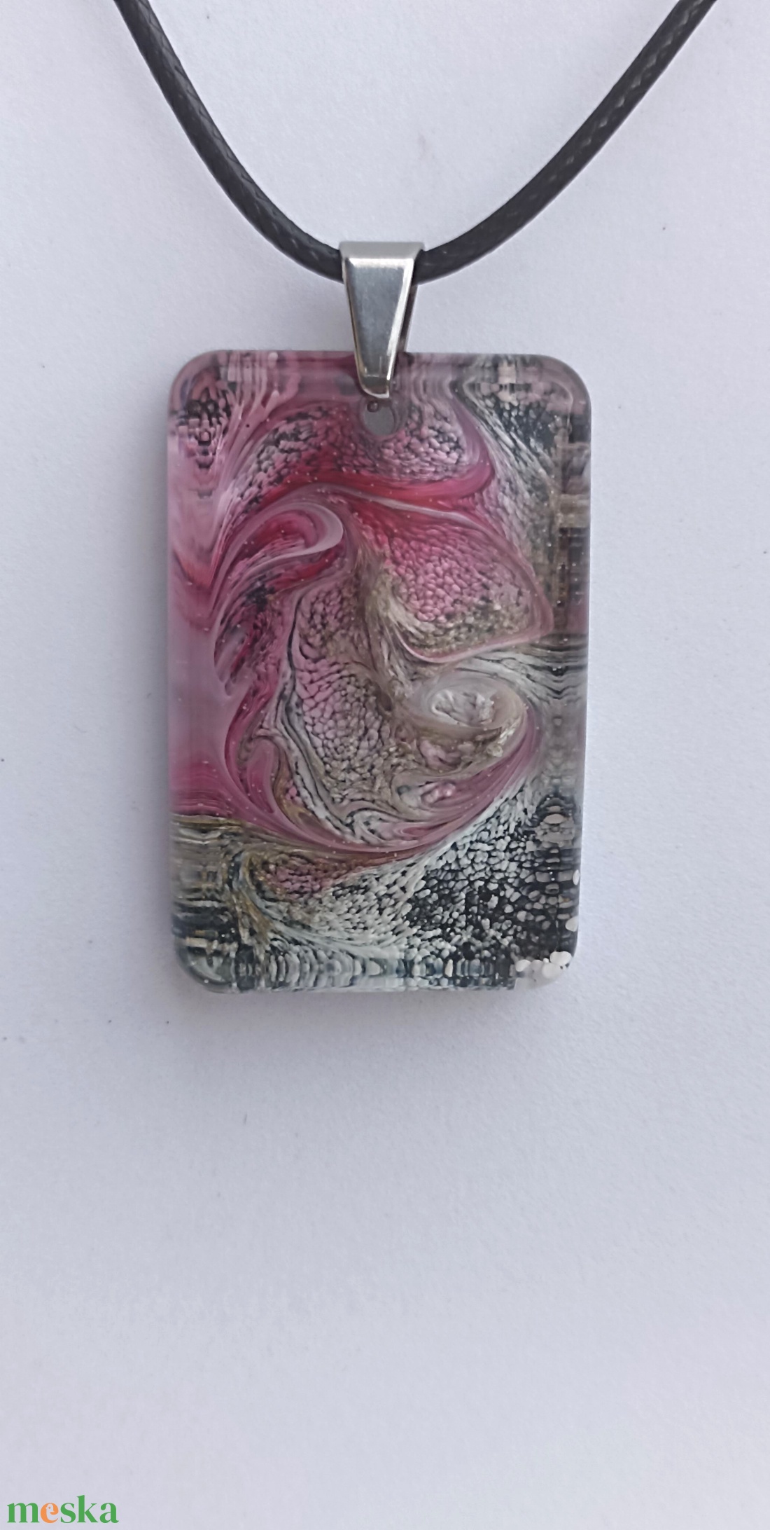 Magenta-ezüst tégla medálos nyaklánc - ékszer - nyaklánc - medálos nyaklánc - Meska.hu