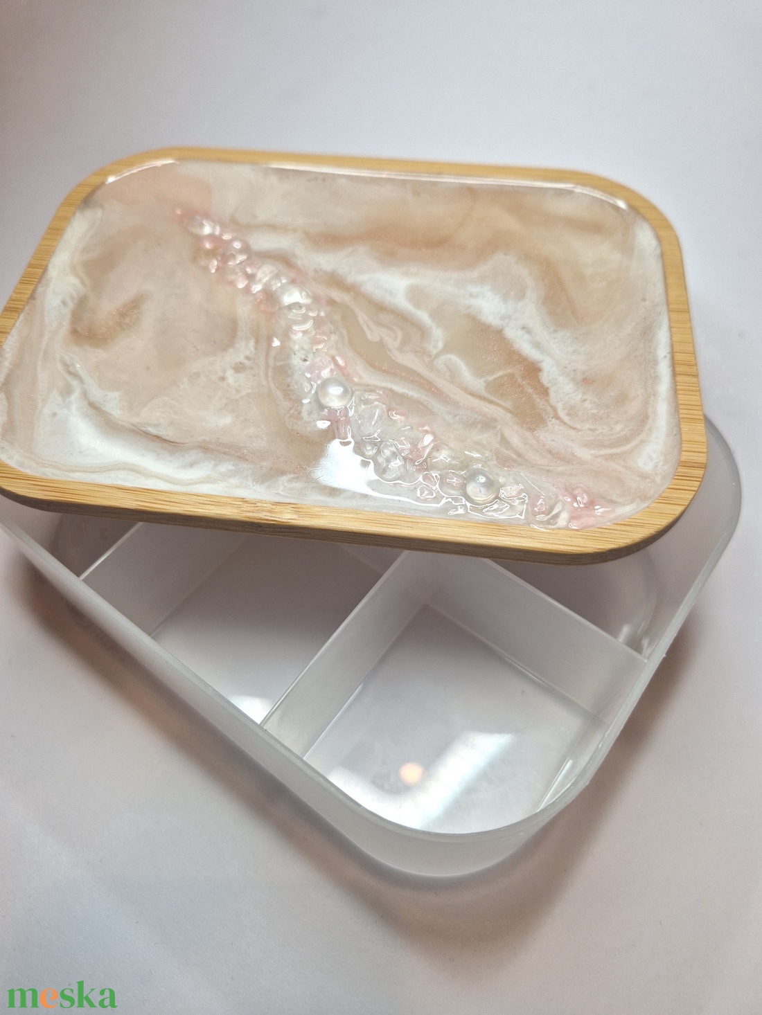 Tároló doboz epoxyval és ásványokkal - ékszer - ékszertartó - ékszerdoboz - Meska.hu Tároló doboz epoxyval és ásványokkal - ékszer - ékszertartó - ékszerdoboz - Meska.hu