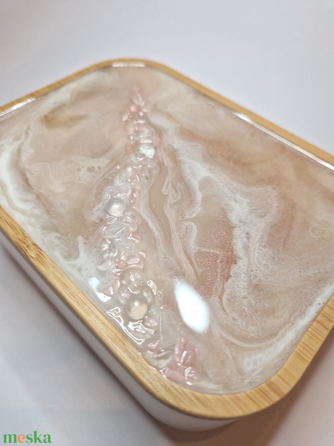 Tároló doboz epoxyval és ásványokkal - ékszer - ékszertartó - ékszerdoboz - Meska.hu Tároló doboz epoxyval és ásványokkal - ékszer - ékszertartó - ékszerdoboz - Meska.hu