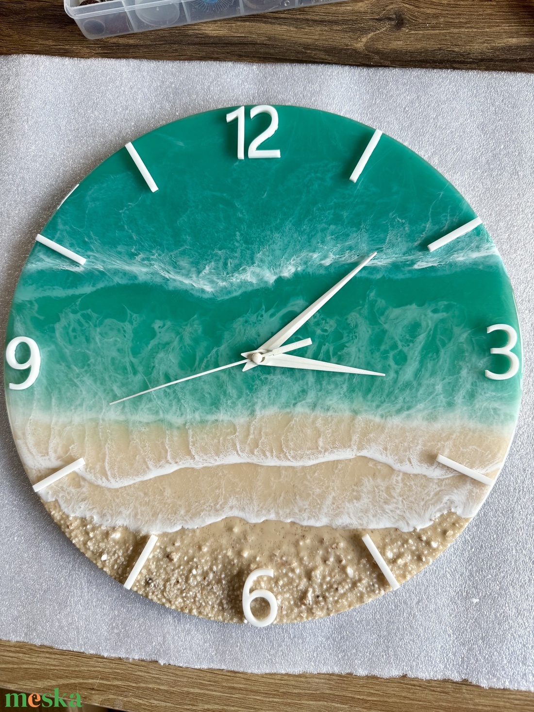 Epoxy tengerpart hatású falióra 30cm - otthon & életmód - dekoráció - fali és függő dekoráció - falióra & óra - Meska.hu Epoxy tengerpart hatású falióra 30cm - otthon & életmód - dekoráció - fali és függő dekoráció - falióra & óra - Meska.hu