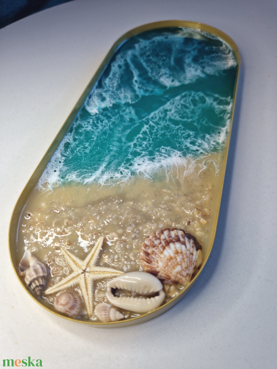 Arany fém tálca tengerhatású epoxyval  - otthon & életmód - dekoráció - asztal és polc dekoráció - dekorációs tál, tartó - Meska.hu