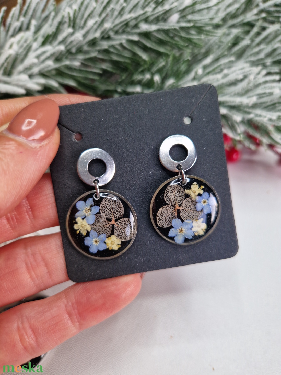 Nemesacél fülbevaló nefelejcs virággal  - ékszer - ékszerszett - Meska.hu