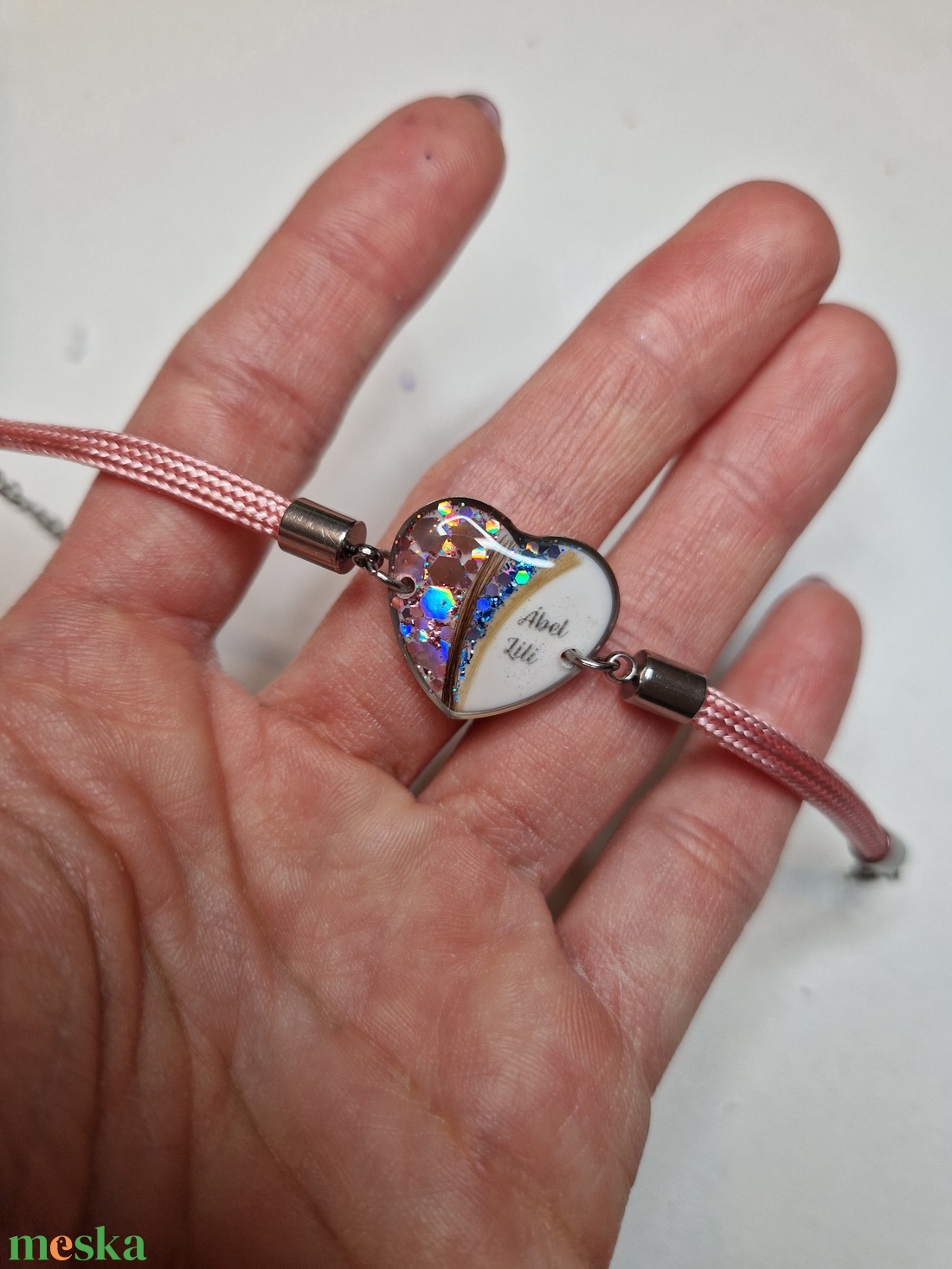 Dupla hajtincses emlékőrző karkötő névvel   - ékszer - ékszerszett - Meska.hu