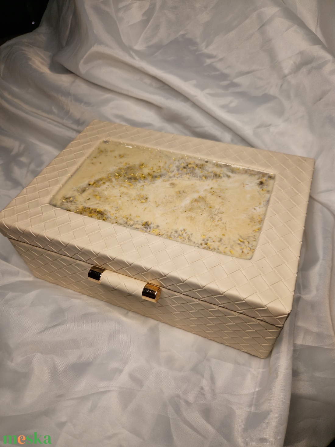 Ékszertartó doboz arany beige - ékszer - ékszertartó - ékszerdoboz - Meska.hu