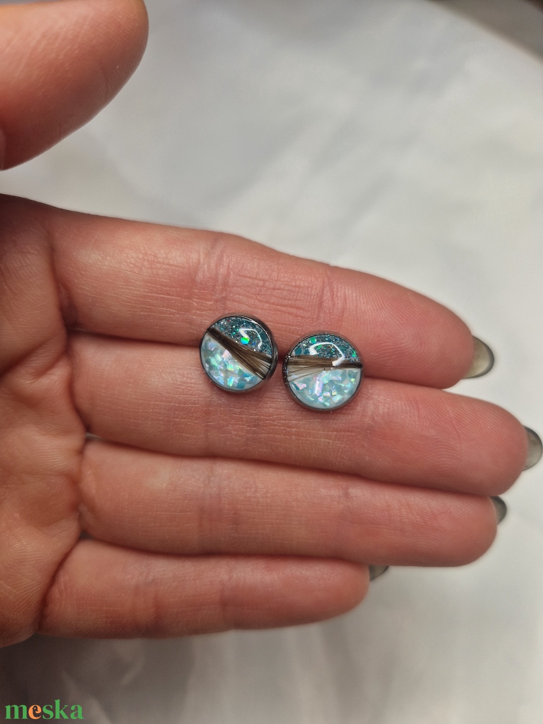 Hajtincses emlékőrző nemesacél fülbevaló  - ékszer - fülbevaló - fülékszer - Meska.hu