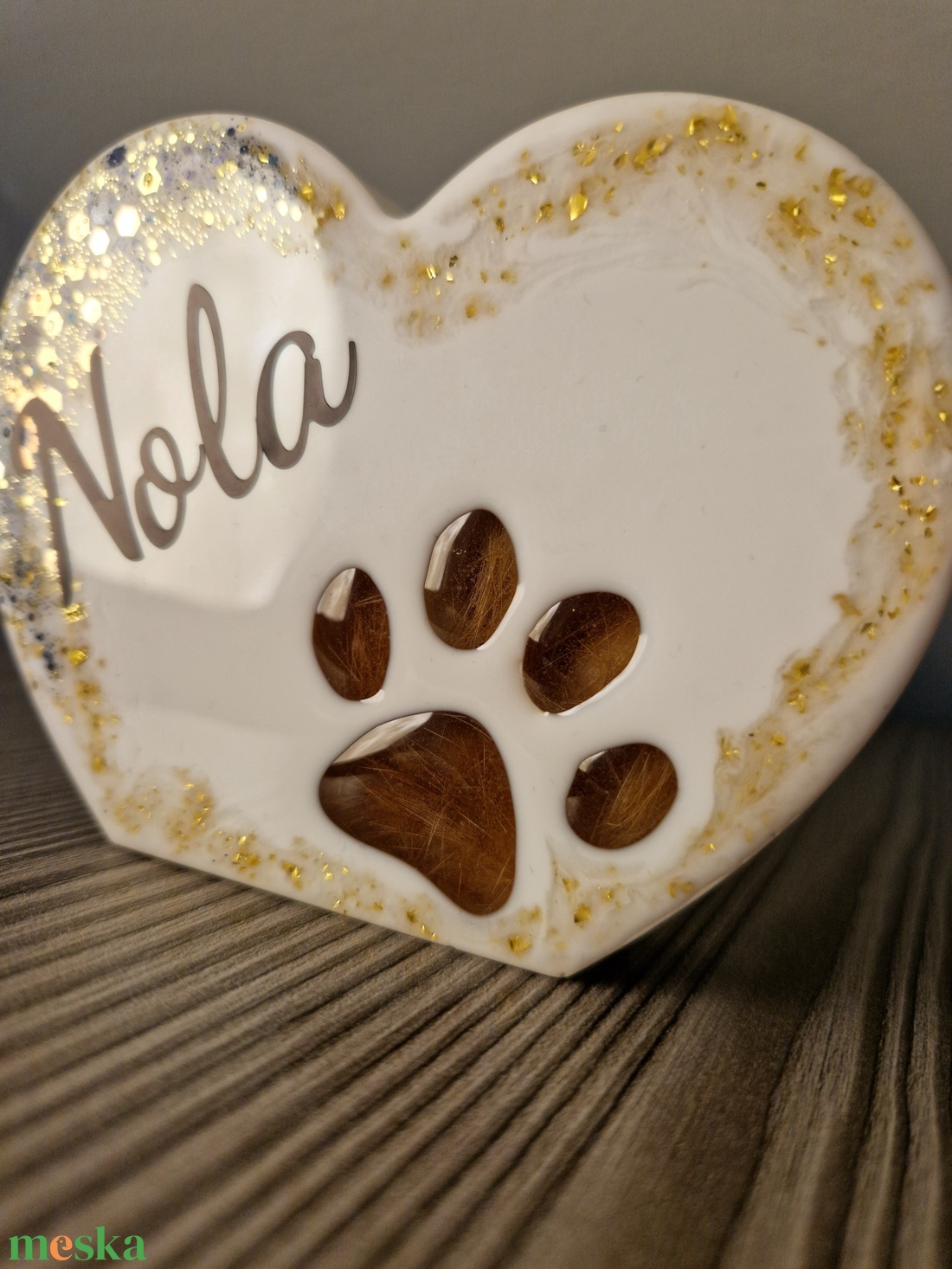 Emlékőrző szív tappancsos polcdísz szőrtinccsel - otthon & életmód - dekoráció - asztal és polc dekoráció - asztaldísz - Meska.hu