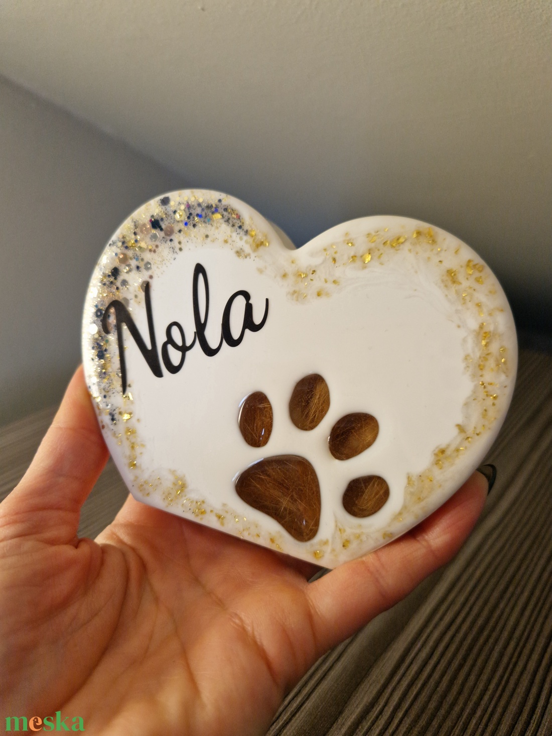 Emlékőrző szív tappancsos polcdísz szőrtinccsel - otthon & életmód - dekoráció - asztal és polc dekoráció - asztaldísz - Meska.hu