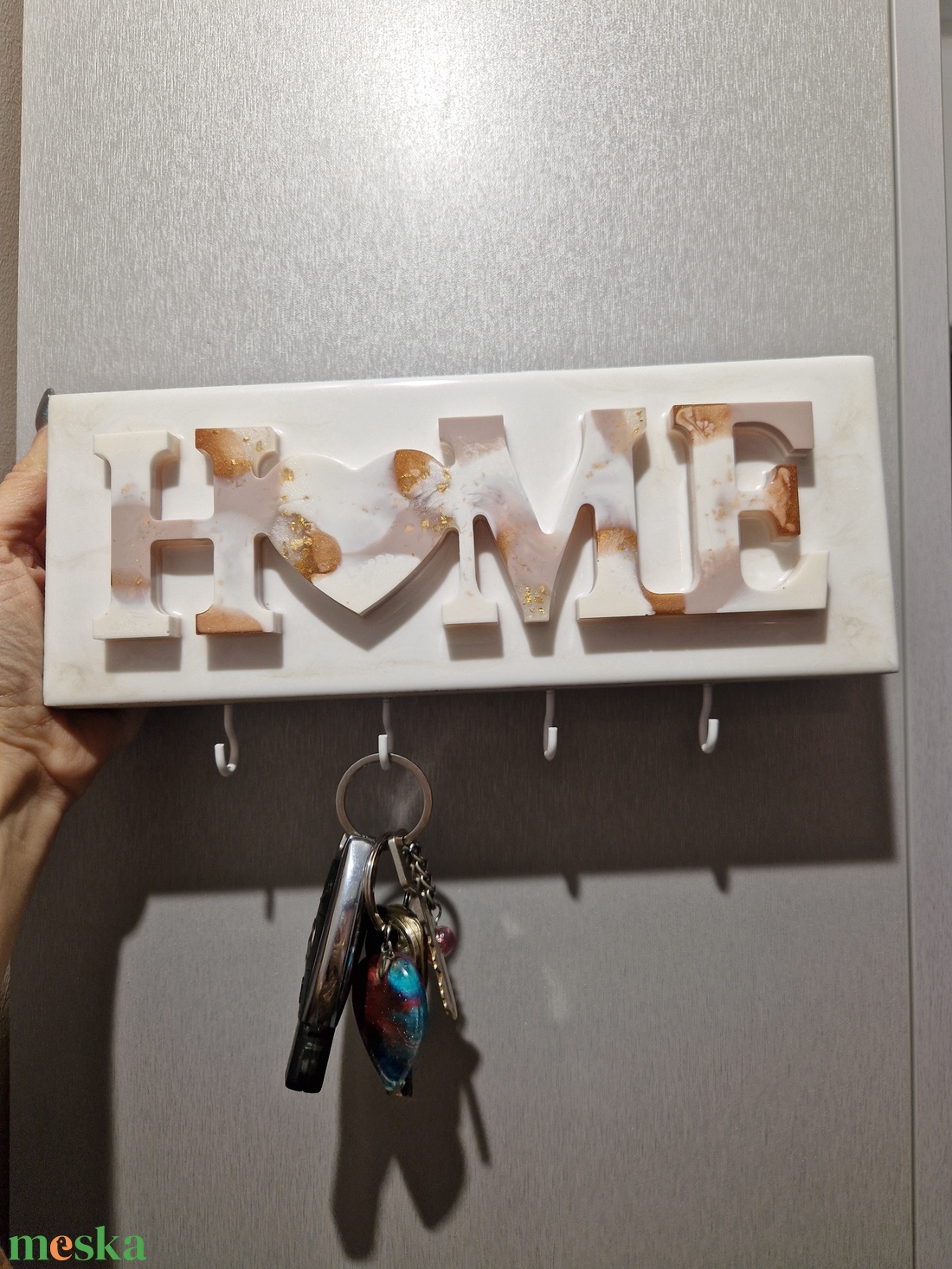 Home fa és epoxy fali kulcstartó - otthon & életmód - dekoráció - fali és függő dekoráció - fali kulcstartó - Meska.hu