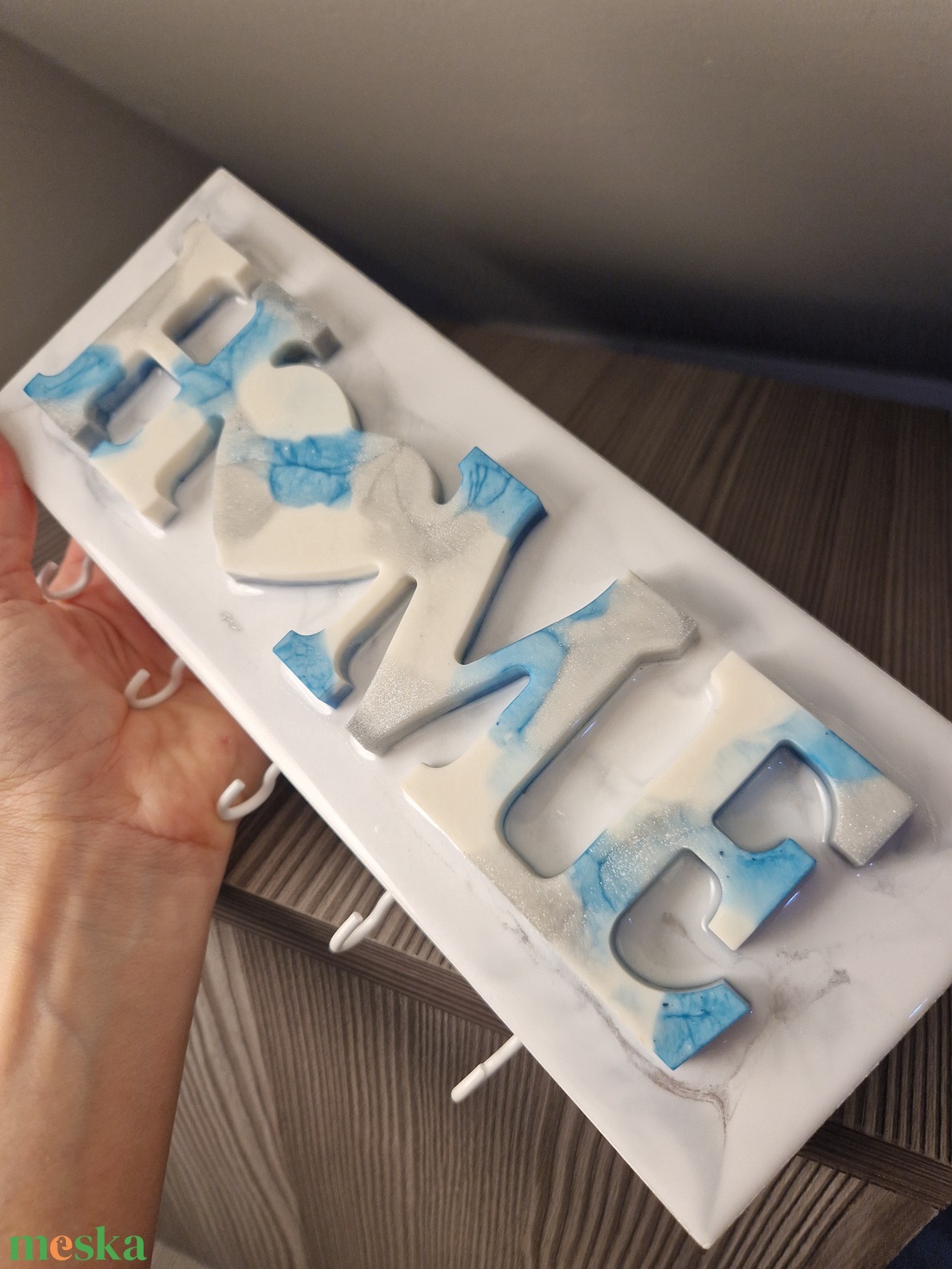 Home fa és epoxy fali kulcstartó - otthon & életmód - dekoráció - fali és függő dekoráció - fali kulcstartó - Meska.hu