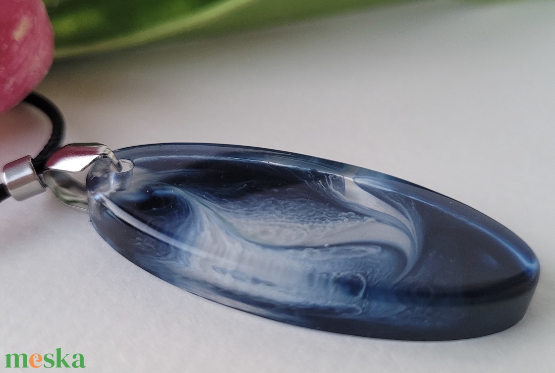 Epoxy medálos nyaklánc - ékszer - nyaklánc - medálos nyaklánc - Meska.hu Epoxy medálos nyaklánc - ékszer - nyaklánc - medálos nyaklánc - Meska.hu