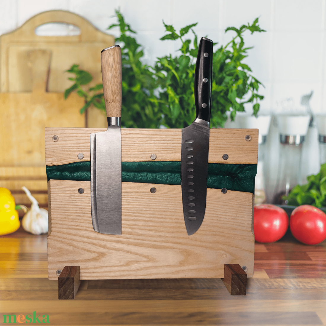 3 az 1-ben prémium kőrisfa vágódeszka, késtartó és tálaló egyben - zöld - otthon & életmód - konyhafelszerelés, tálalás - sütés, főzés - vágódeszka - Meska.hu 3 az 1-ben prémium kőrisfa vágódeszka, késtartó és tálaló egyben - zöld - otthon & életmód - konyhafelszerelés, tálalás - sütés, főzés - vágódeszka - Meska.hu