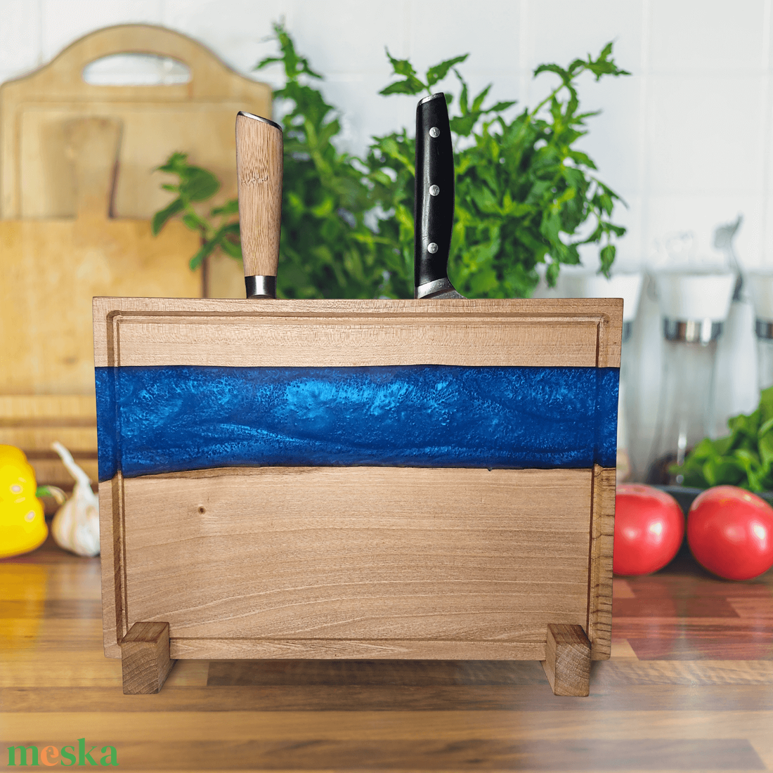 3 az 1-ben prémium vágódeszka, késtartó és tálaló egyben kék - otthon & életmód - konyhafelszerelés, tálalás - sütés, főzés - vágódeszka - Meska.hu 3 az 1-ben prémium vágódeszka, késtartó és tálaló egyben kék - otthon & életmód - konyhafelszerelés, tálalás - sütés, főzés - vágódeszka - Meska.hu