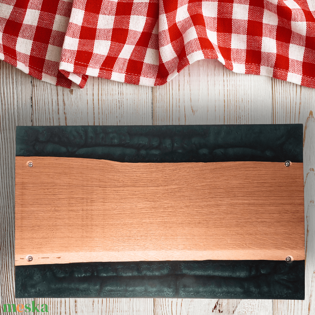 Prémium Tölgyfa tálaló - zöld - otthon & életmód - konyhafelszerelés, tálalás - sütés, főzés - vágódeszka - Meska.hu Prémium Tölgyfa tálaló - zöld - otthon & életmód - konyhafelszerelés, tálalás - sütés, főzés - vágódeszka - Meska.hu