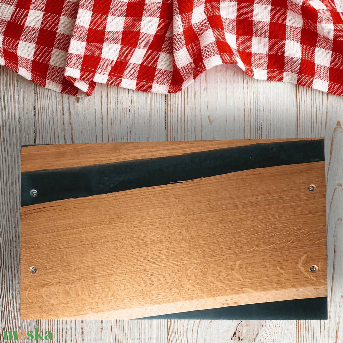 Prémium Tölgyfa tálaló - zöld - otthon & életmód - konyhafelszerelés, tálalás - sütés, főzés - vágódeszka - Meska.hu Prémium Tölgyfa tálaló - zöld - otthon & életmód - konyhafelszerelés, tálalás - sütés, főzés - vágódeszka - Meska.hu