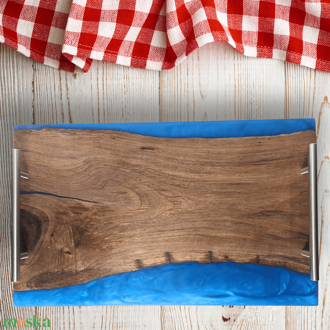 Prémium diófa  tálaló - kék - otthon & életmód - konyhafelszerelés, tálalás - sütés, főzés - vágódeszka - Meska.hu Prémium diófa  tálaló - kék - otthon & életmód - konyhafelszerelés, tálalás - sütés, főzés - vágódeszka - Meska.hu