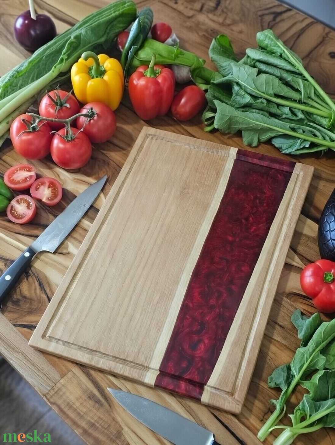 Akácfa mágneses késtartó / tálaló / vágódeszka - Piros - otthon & életmód - konyhafelszerelés, tálalás - sütés, főzés - vágódeszka - Meska.hu