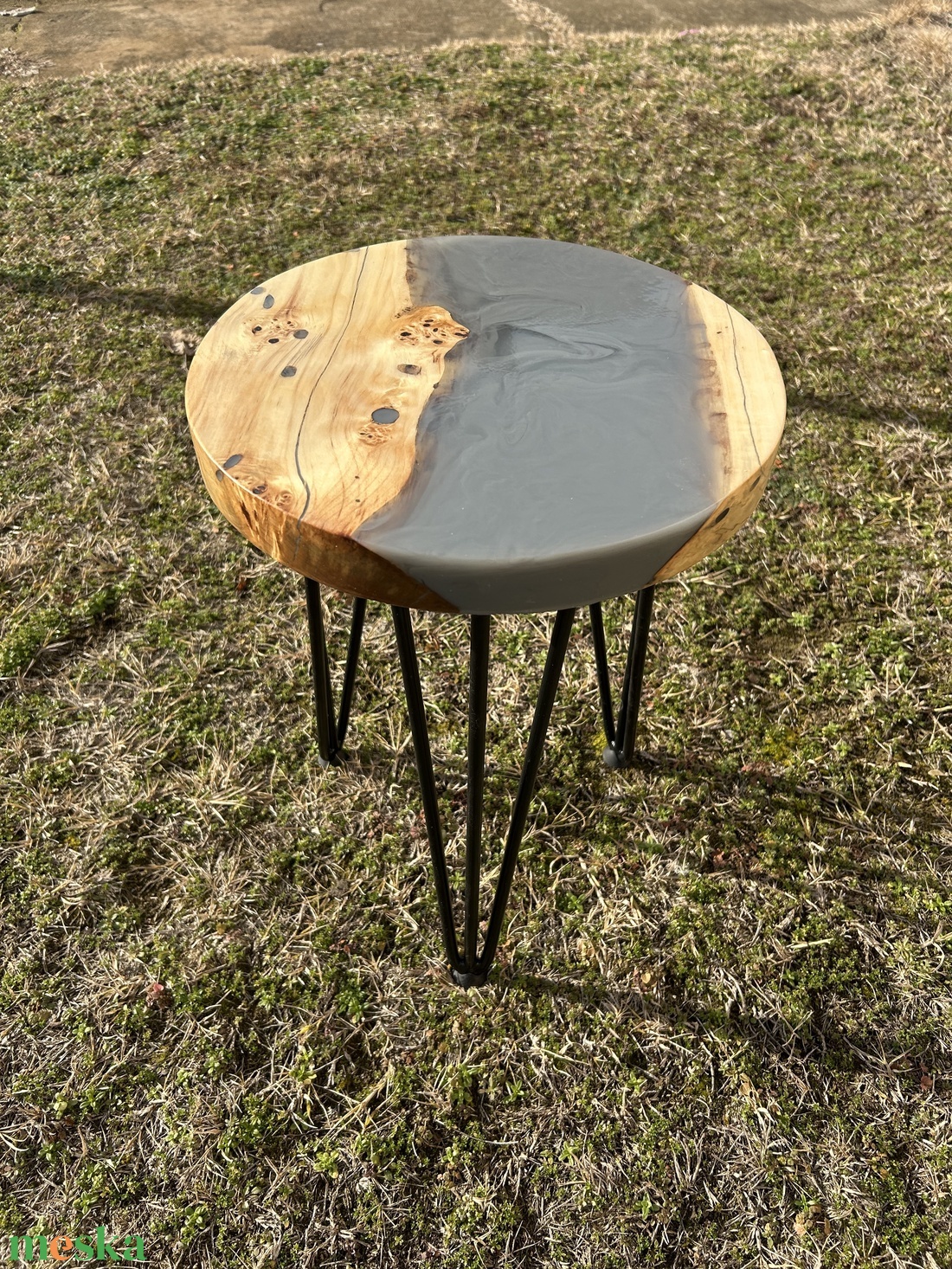 Epoxy kör asztal - otthon & életmód - bútor - asztal - Meska.hu