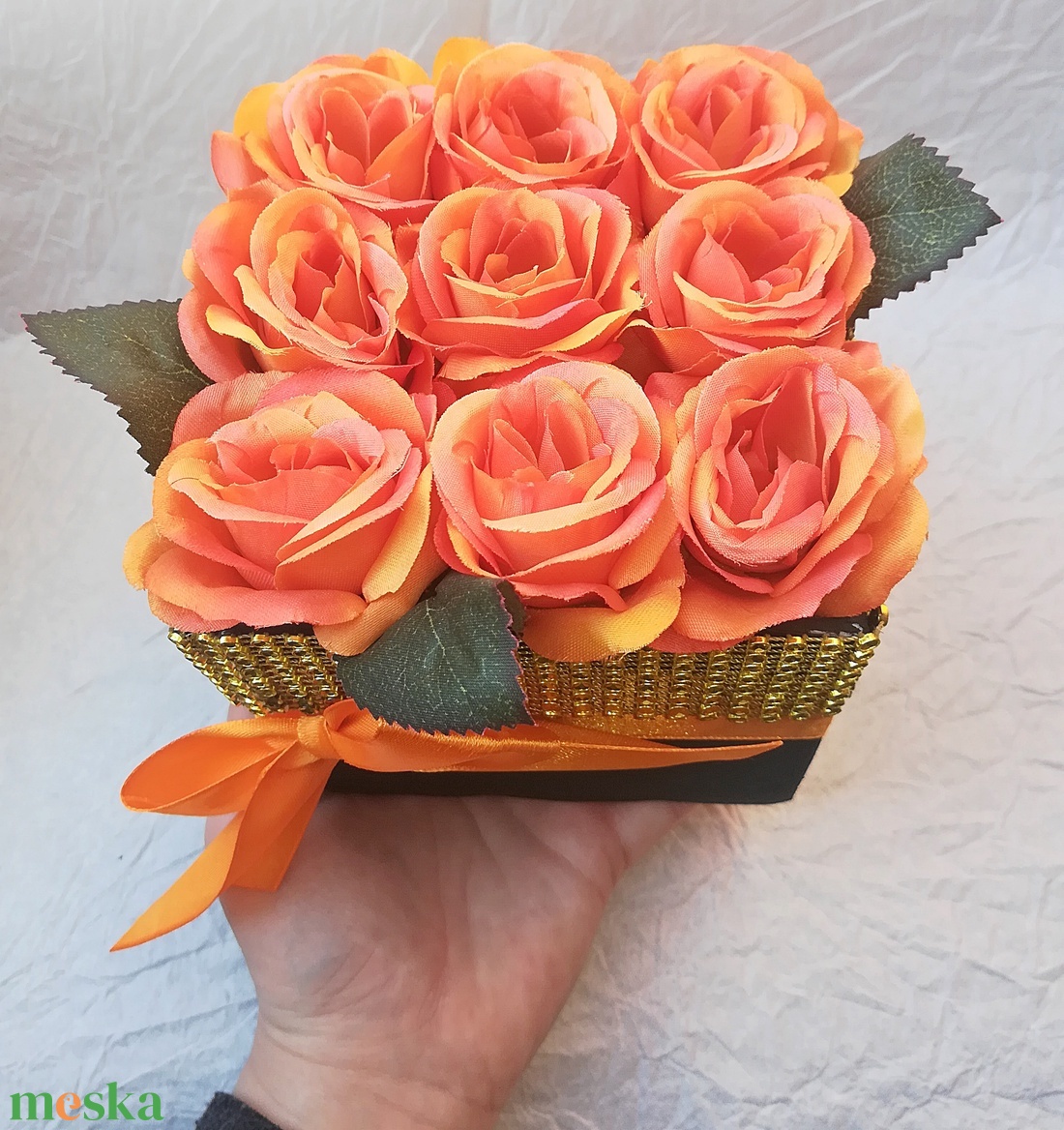 Narancs selyemrózsák dobozban - otthon & lakás - dekoráció - virágdísz és tartó - virágbox, virágdoboz - Meska.hu