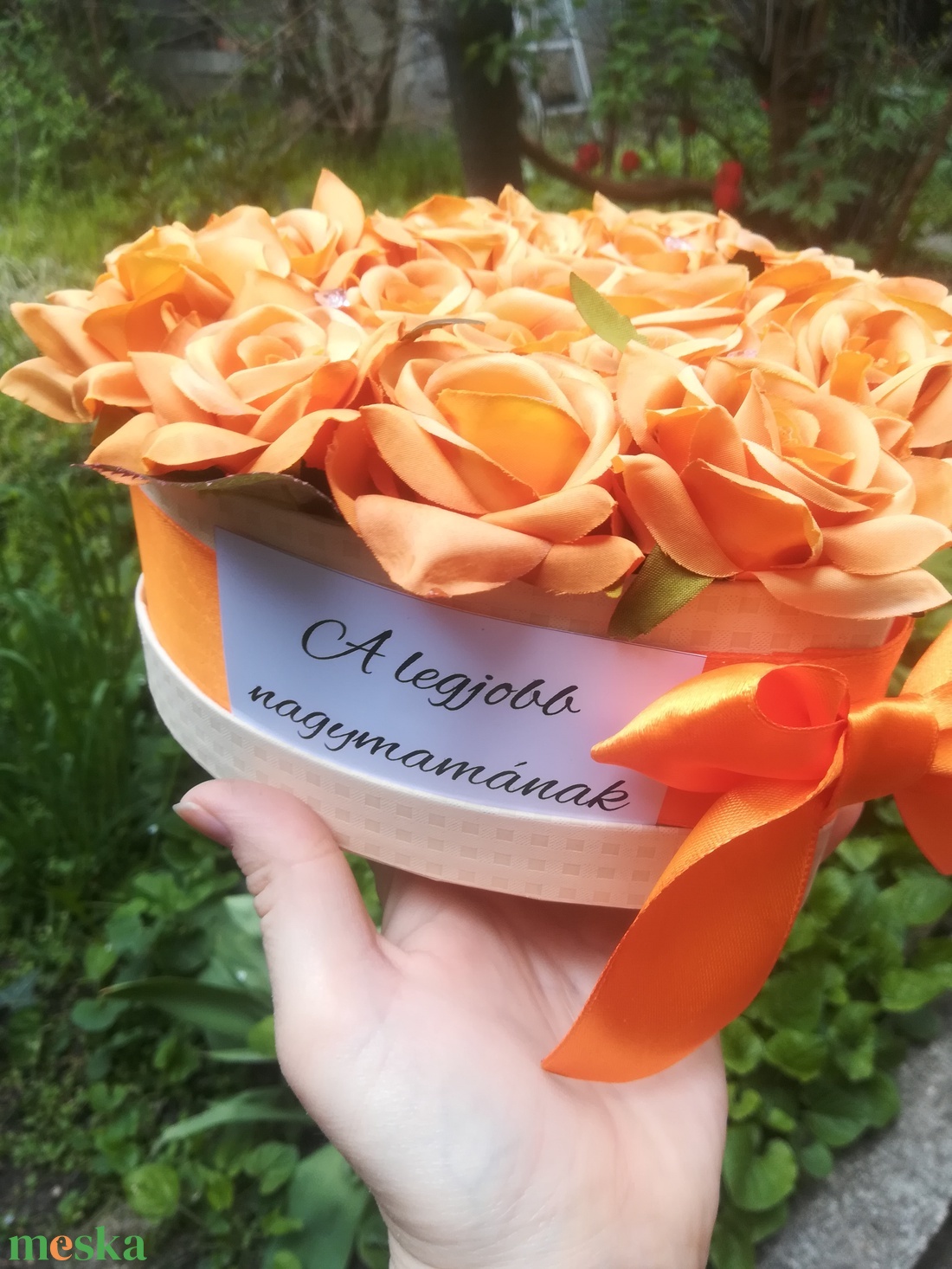 Be Happy selyemrózsa doboz anyák napi virágdoboz - otthon & lakás - dekoráció - virágdísz és tartó - virágbox, virágdoboz - Meska.hu