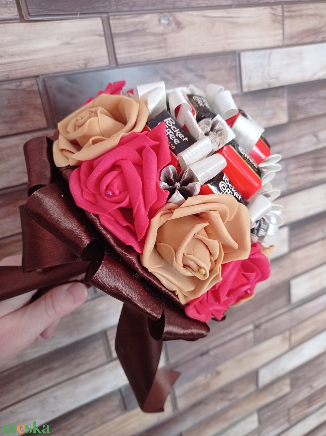 Pocket Coffee bonbon csokor habrózsa édesség csokor férfiaknak ballagás szülinap anyák napja nőnap óvónéni  - otthon & életmód - dekoráció - virágdísz és tartó - csokor & virágdísz - Meska.hu