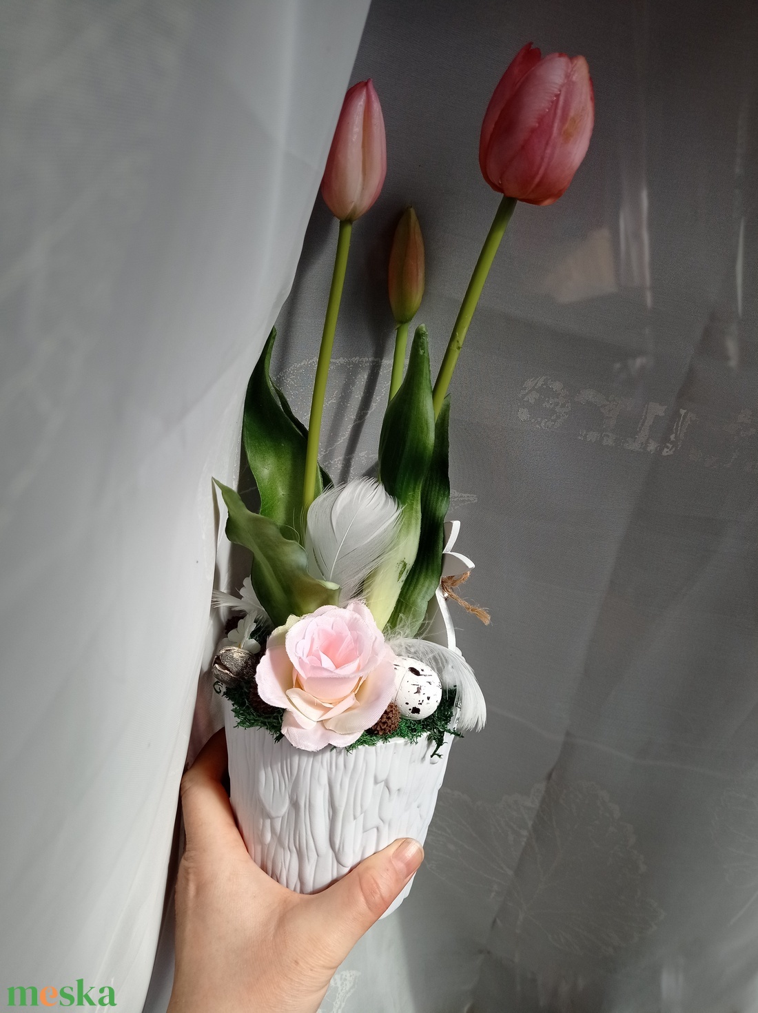 Húsvéti tulipános asztaldísz nyuszival tavaszi dekoráció - otthon & életmód - dekoráció - asztal és polc dekoráció - asztaldísz - Meska.hu