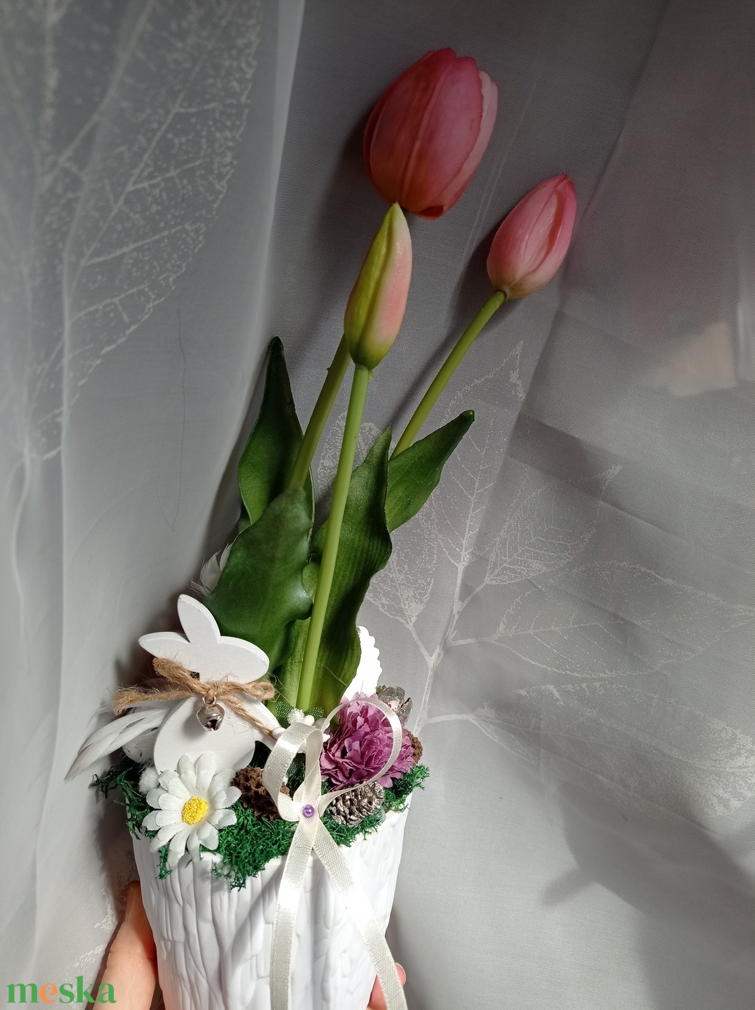Húsvéti tulipános asztaldísz nyuszival tavaszi dekoráció - otthon & életmód - dekoráció - asztal és polc dekoráció - asztaldísz - Meska.hu